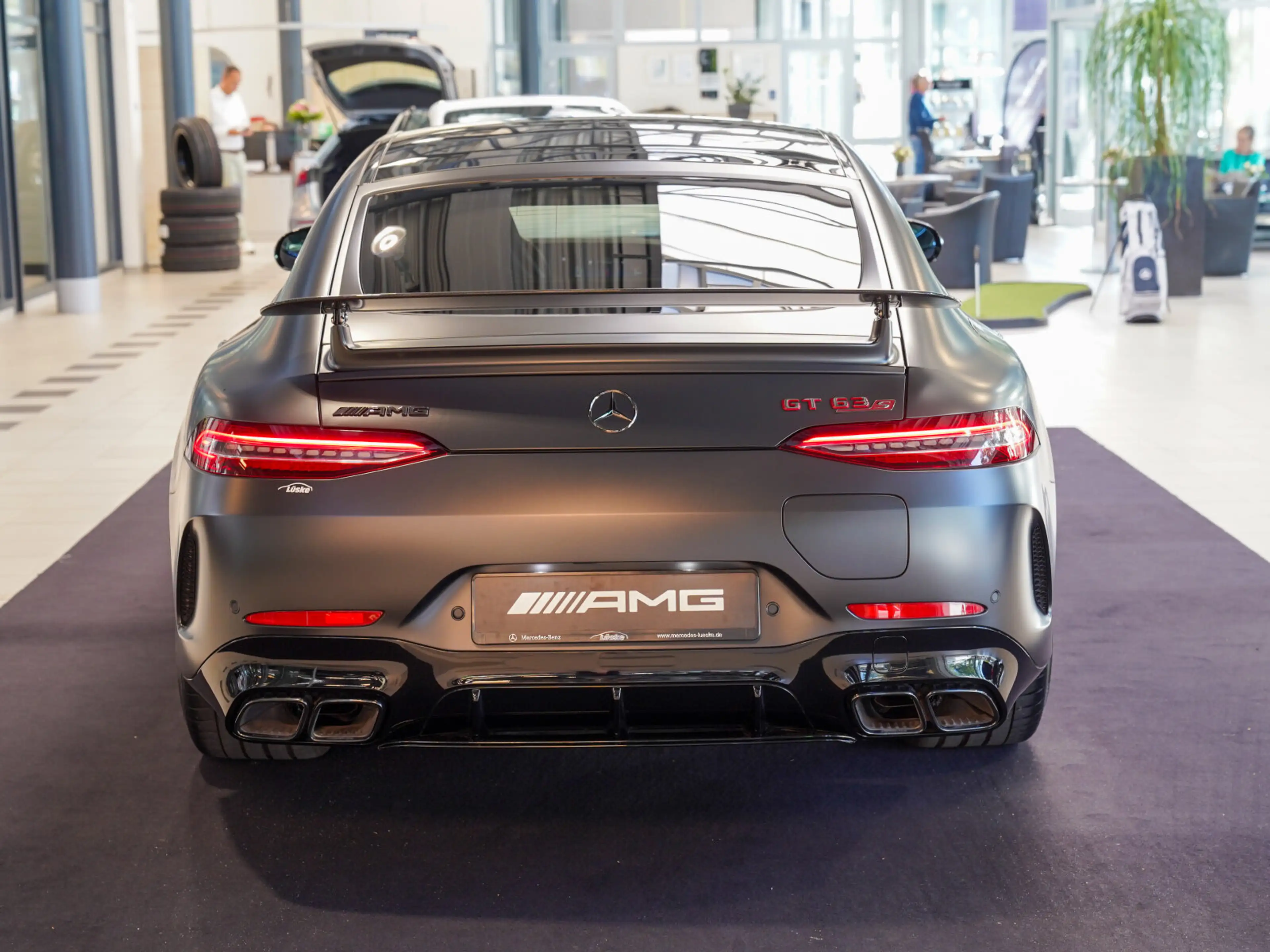 Mercedes-Benz AMG GT AMG GT 63 S E PERFORMANCE MATT Carbon Night HUD — photo 5