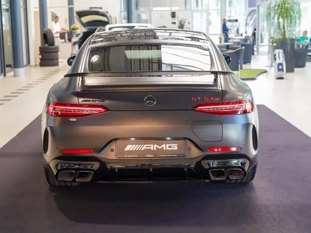 Mercedes-Benz AMG GT view 5