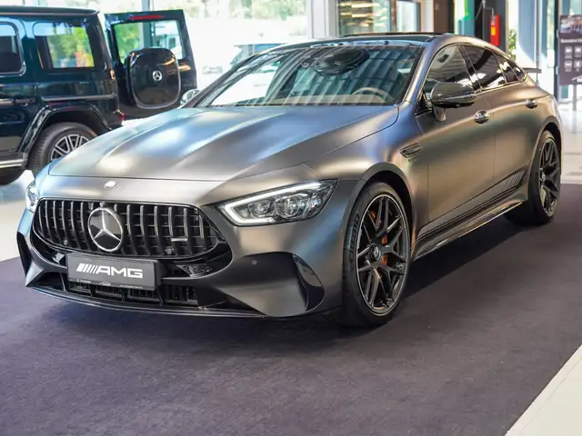 Mercedes-Benz AMG GT view 11