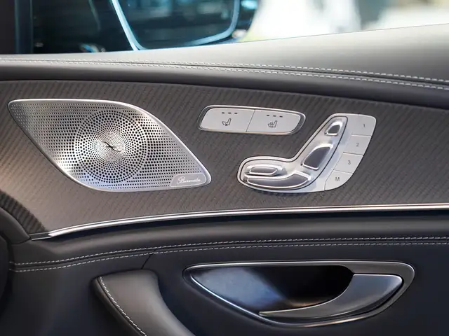 Mercedes-Benz AMG GT view 16