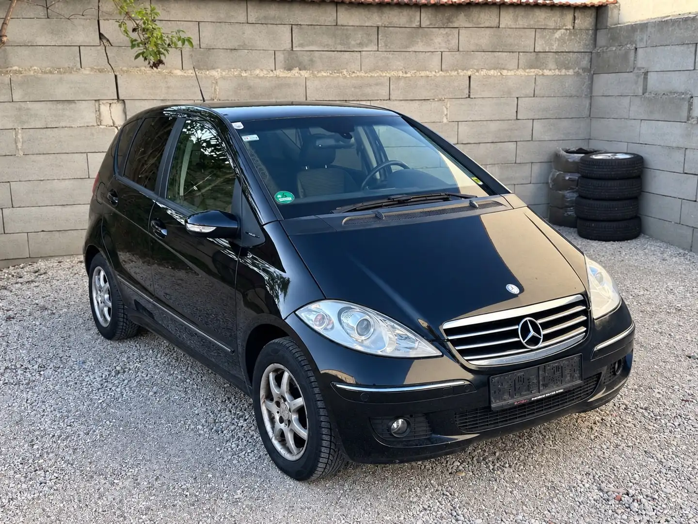 Mercedes-Benz A 150 Classic Schwarz - 2
