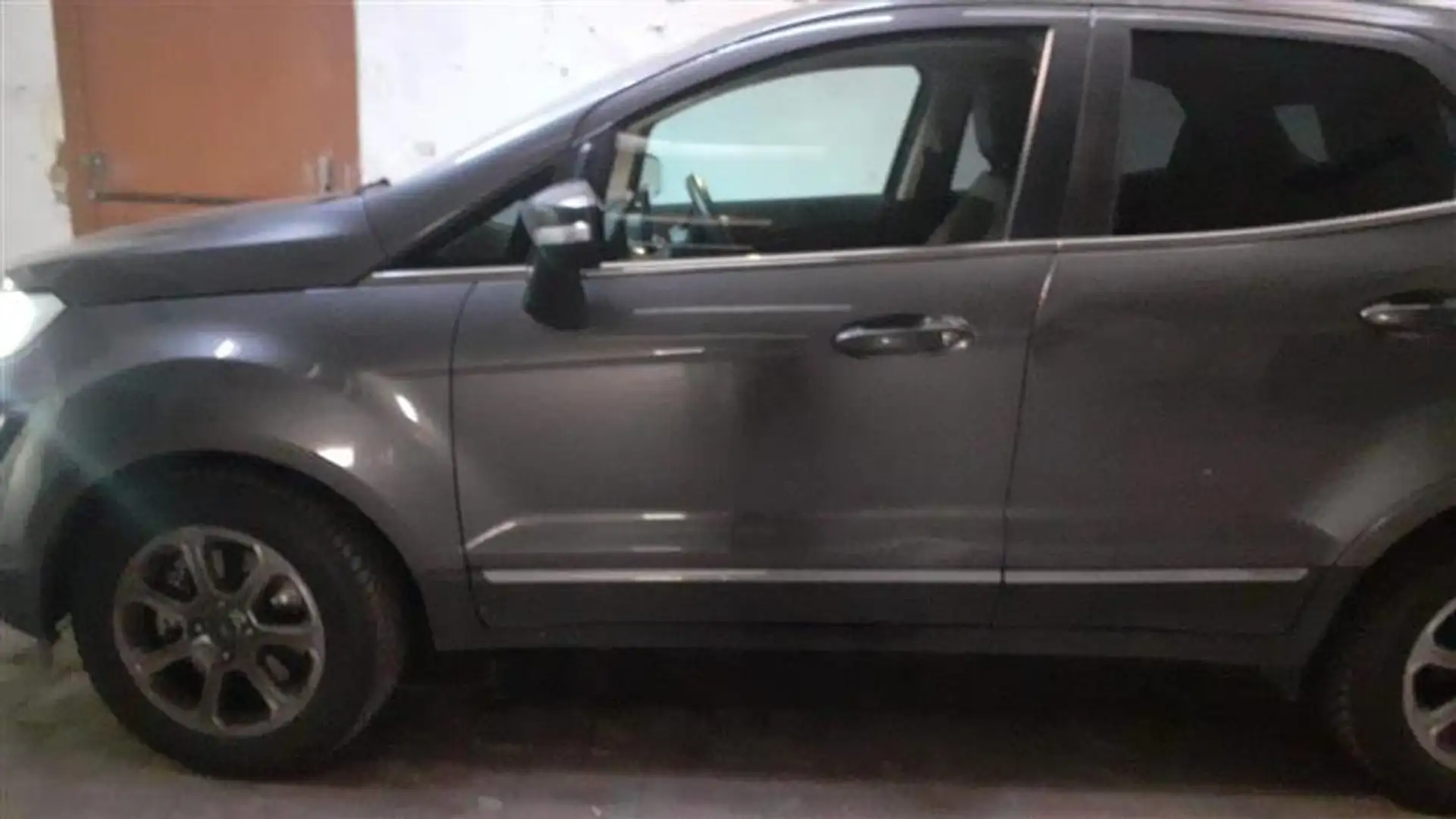Ford EcoSport 5BDDZNAB6DF Black - 1