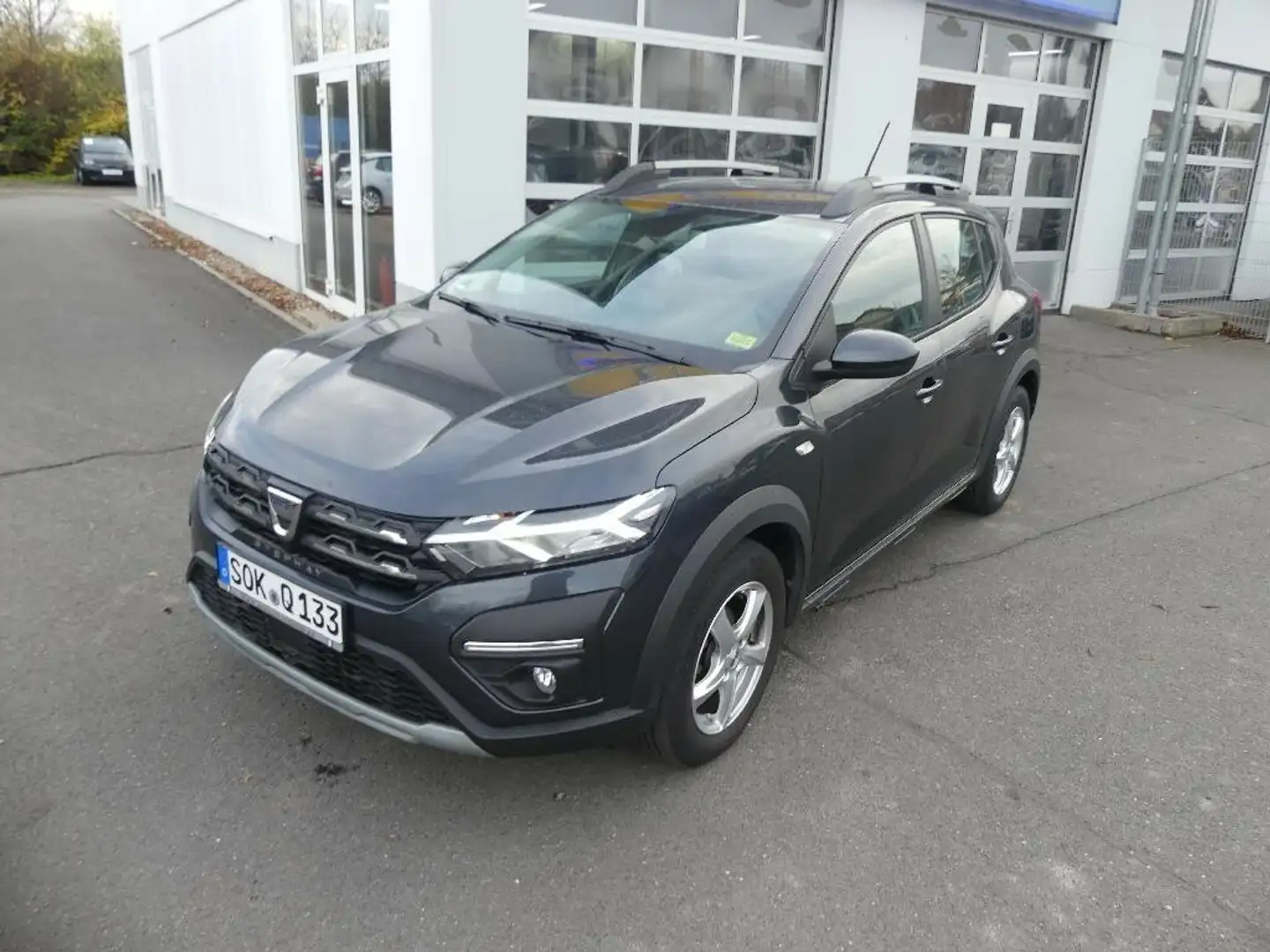 Dacia Sandero Stepway Comfort TCE [1. HAND/KLIMAAUT.] Gris - 1