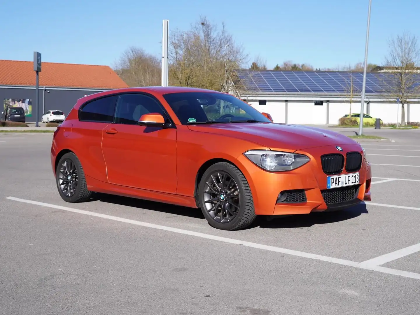 BMW 118 118d M Sport Paket Orange - 1