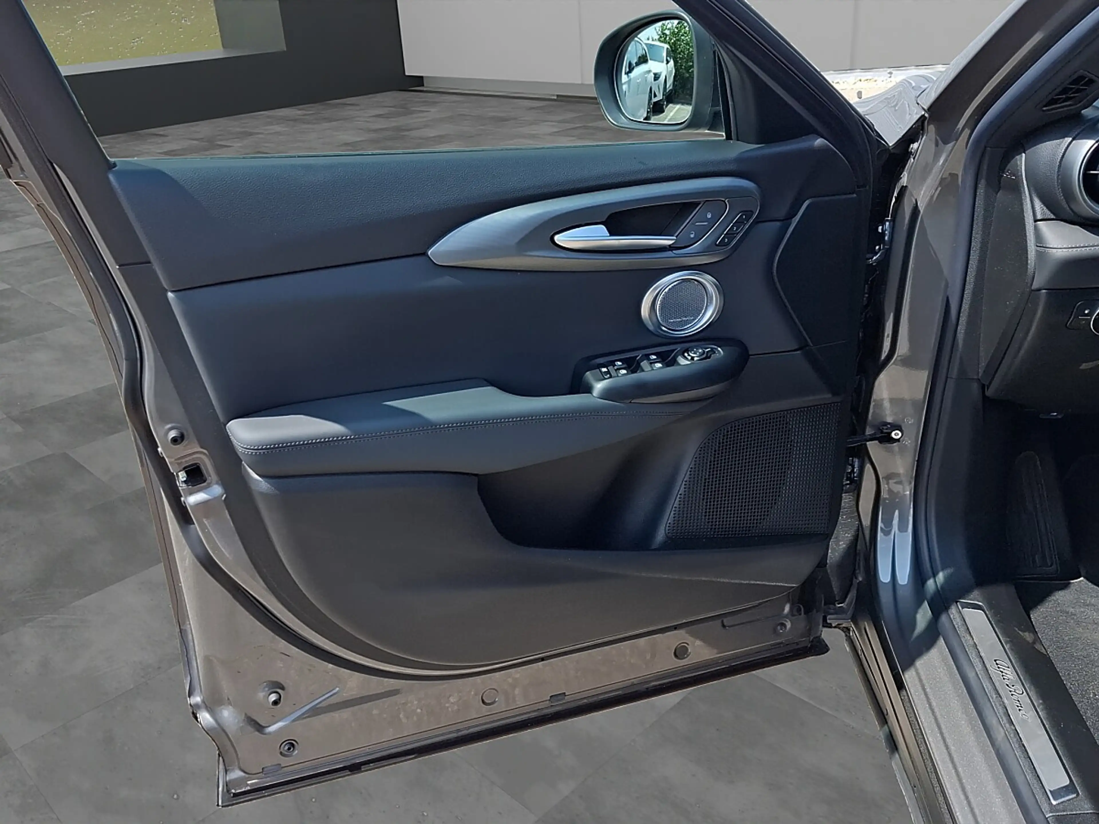 Alfa Romeo Tonale Edizione Speciale 1.3 T4 PHEV VGT e-AWD *Anhäng... — photo 13