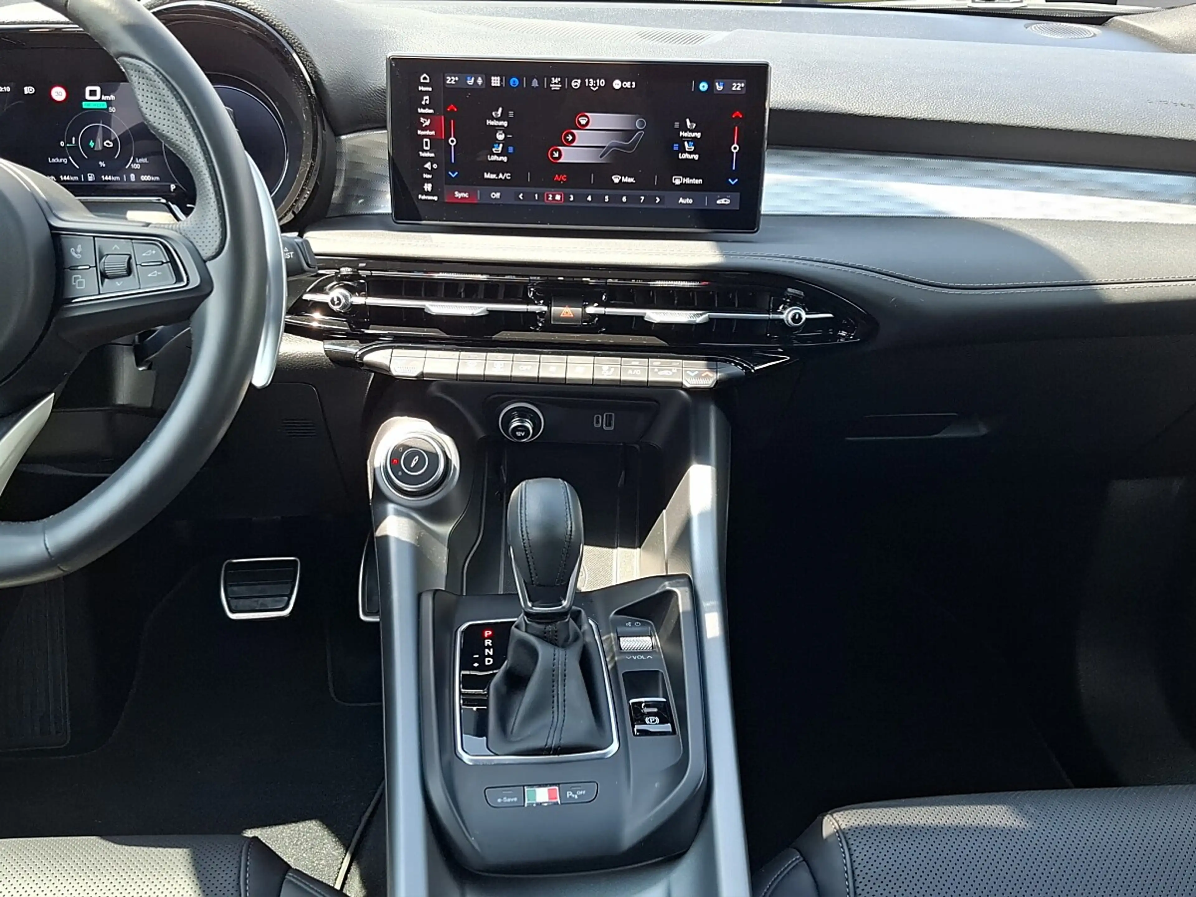 Alfa Romeo Tonale Edizione Speciale 1.3 T4 PHEV VGT e-AWD *Anhäng... — photo 8