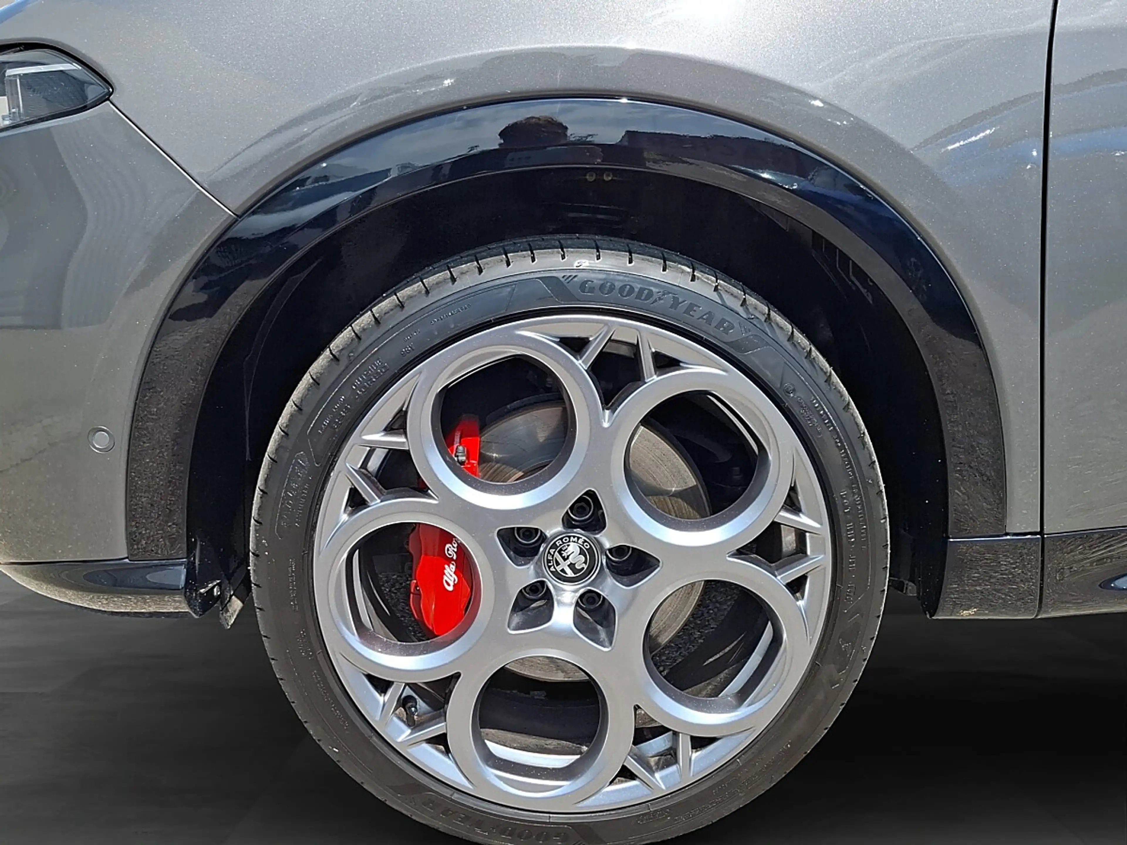 Alfa Romeo Tonale Edizione Speciale 1.3 T4 PHEV VGT e-AWD *Anhäng... — photo 12