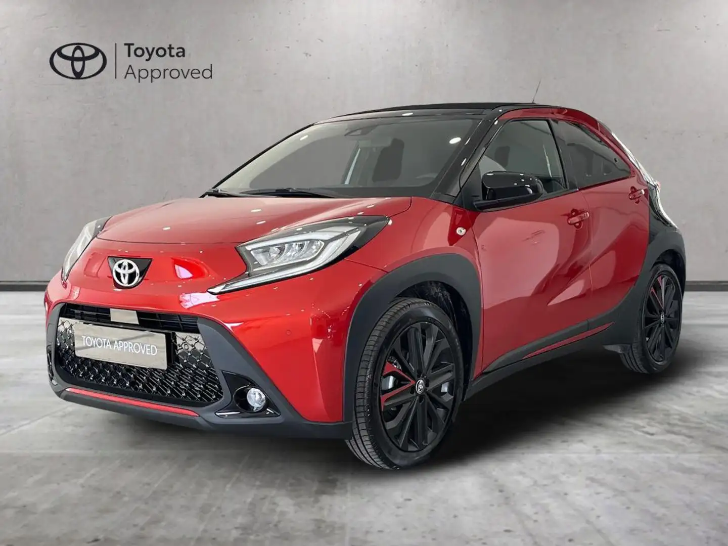 Toyota Aygo X Aygo X 1.0 Lounge Air 72cv Rouge - 1