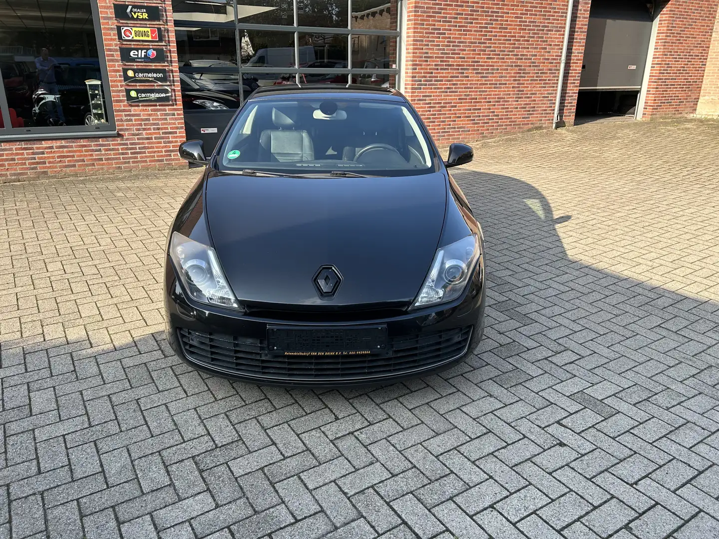 Renault Laguna Coupé 3.5 V6 Initiale Zwart - 2