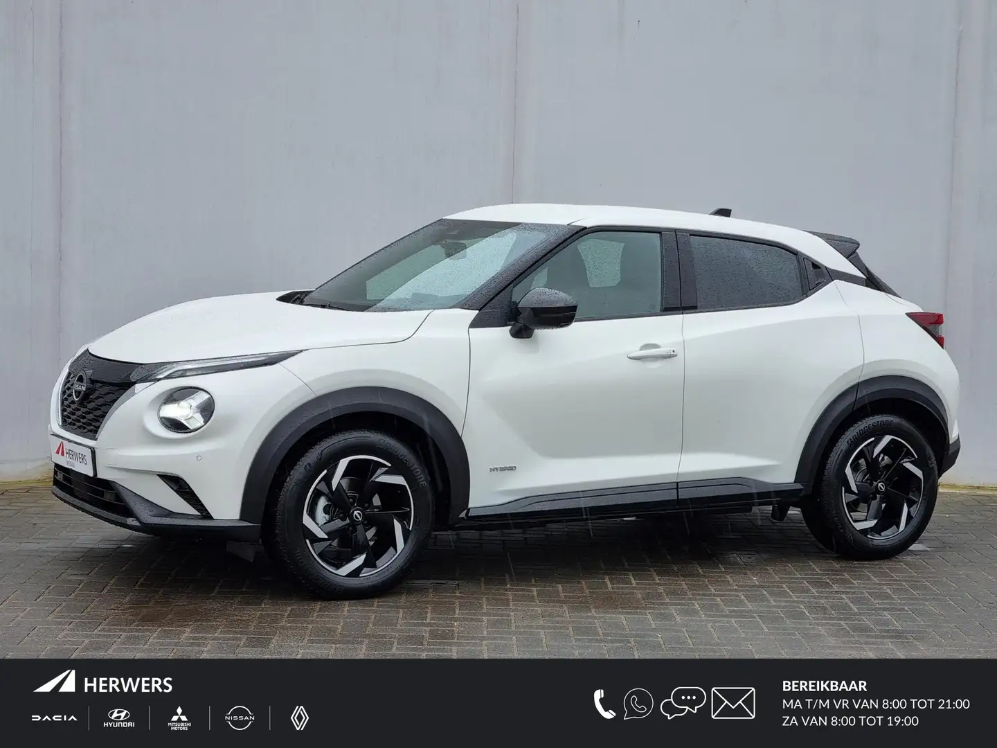Nissan Juke 1.6 Hybrid N-Connecta Automaat / Technology Pack / Wit - 1