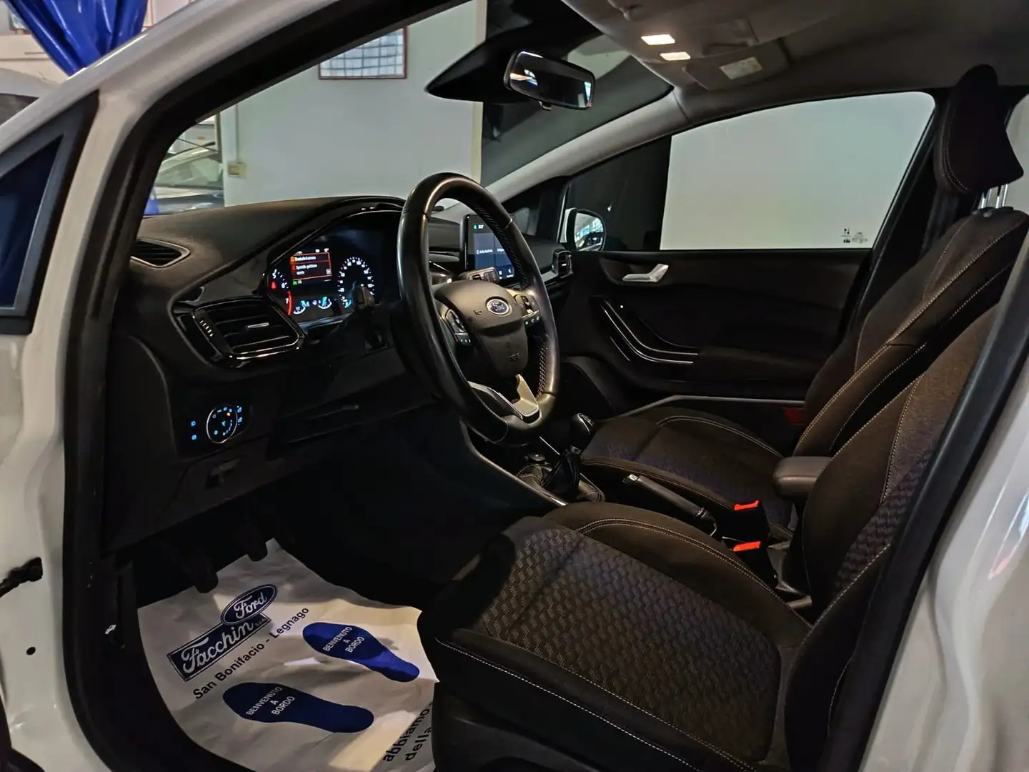 Ford Fiesta 1.1 75cv Titanium Gpl "NEOPATENTATI" Wit - 2