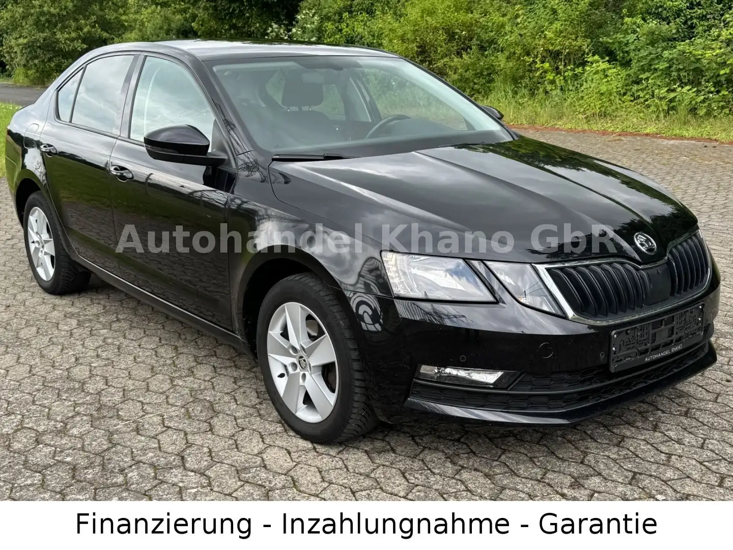 Skoda Octavia Lim. Ambition AUTOMATIK-NAVI Schwarz - 1