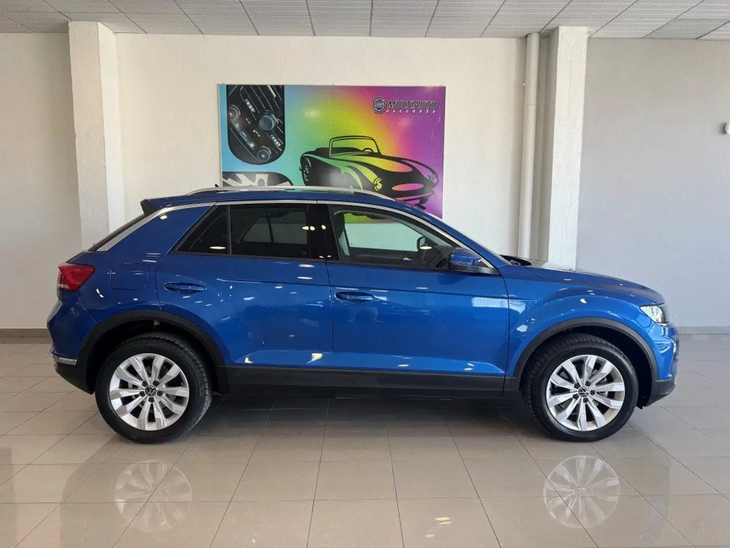 Volkswagen T-Roc 2.0TDI Advance DSG7 Azul - 2