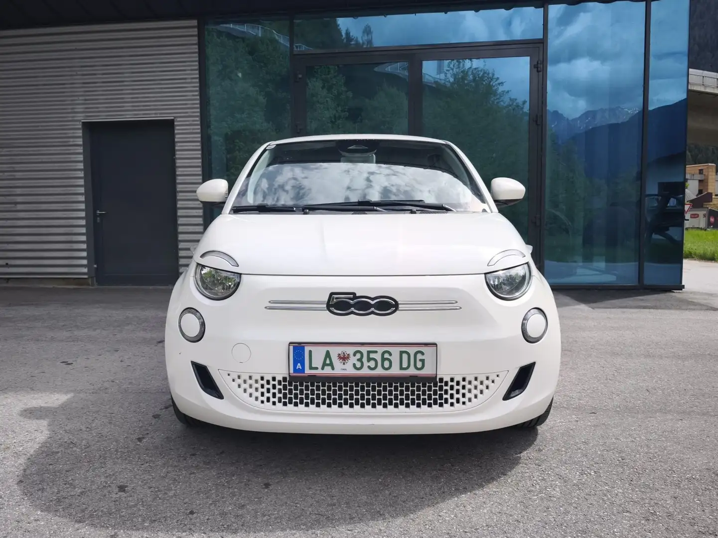 Fiat 500e Icon 42km großer Akku Weiß - 2