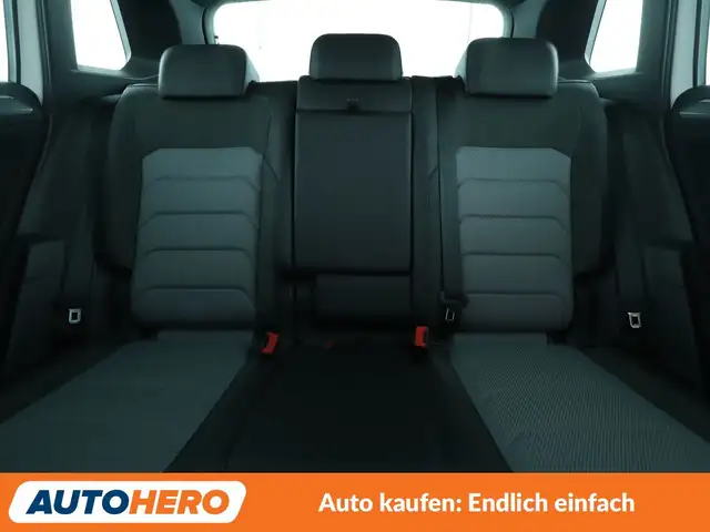 Volkswagen Tiguan view 15