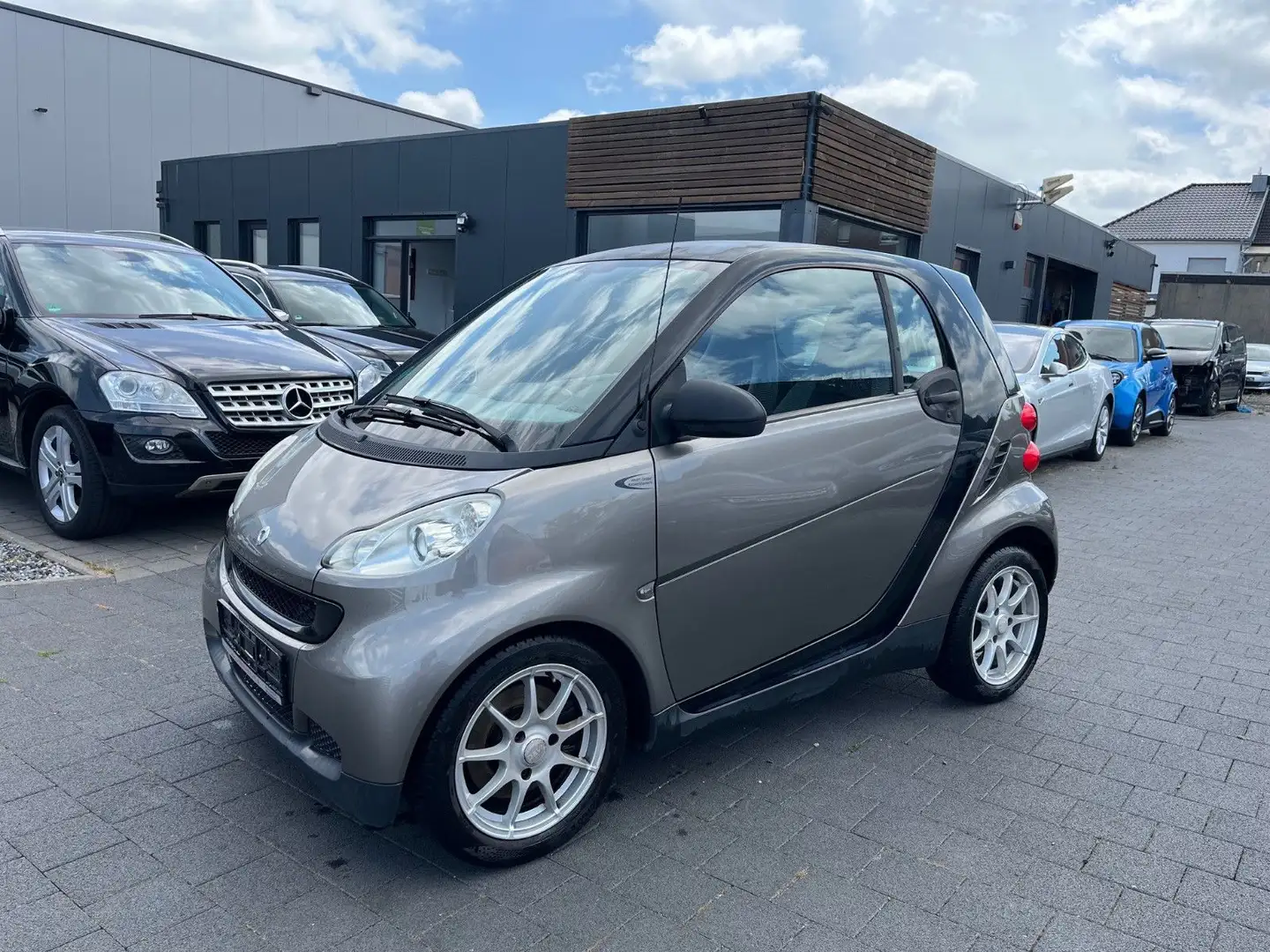 smart forTwo mit "A" Knopf | Klima Schwarz - 1