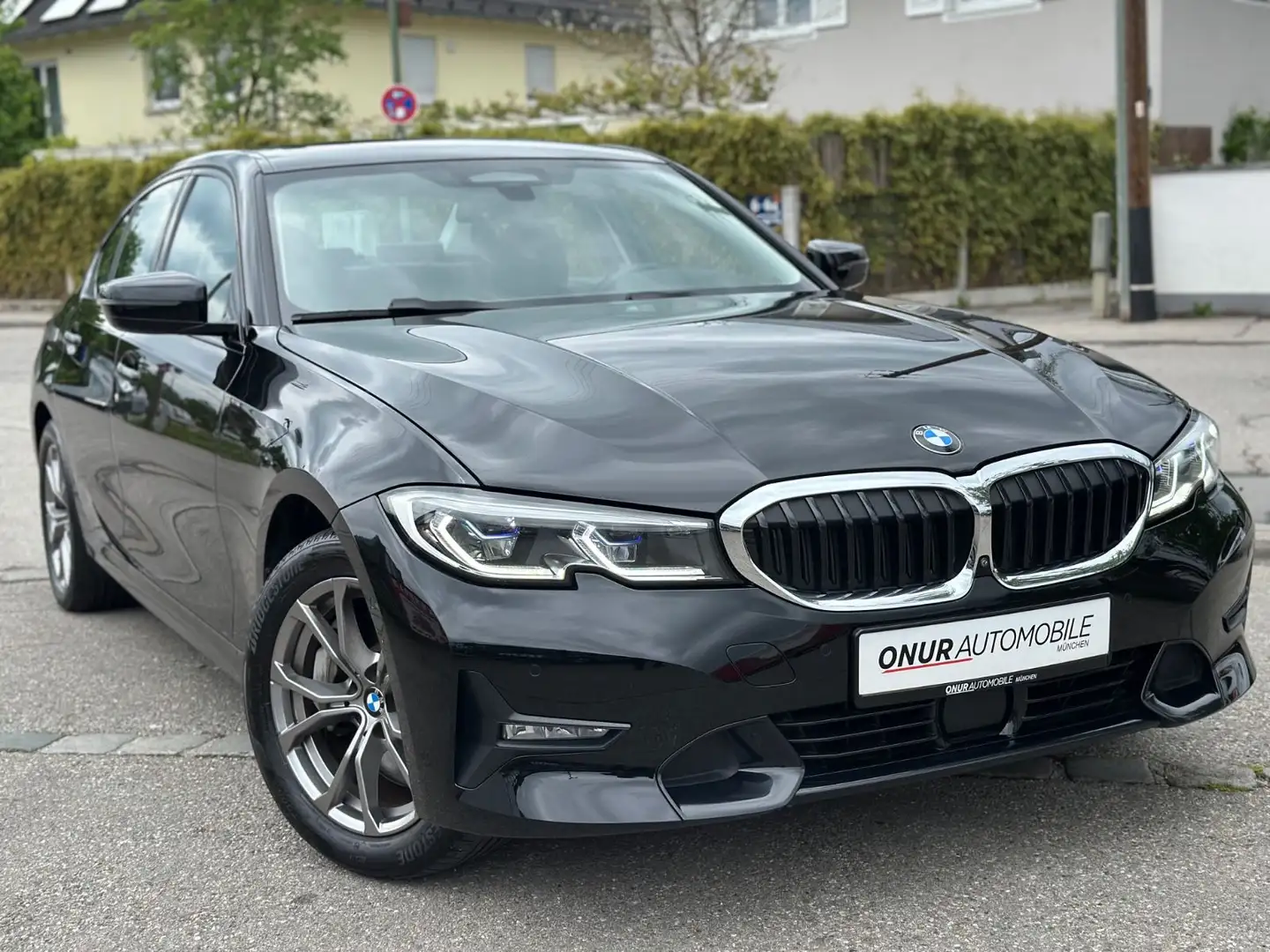 BMW 330 d xDrive Sport Line NaviProf HuD Laser ACC Nero - 1