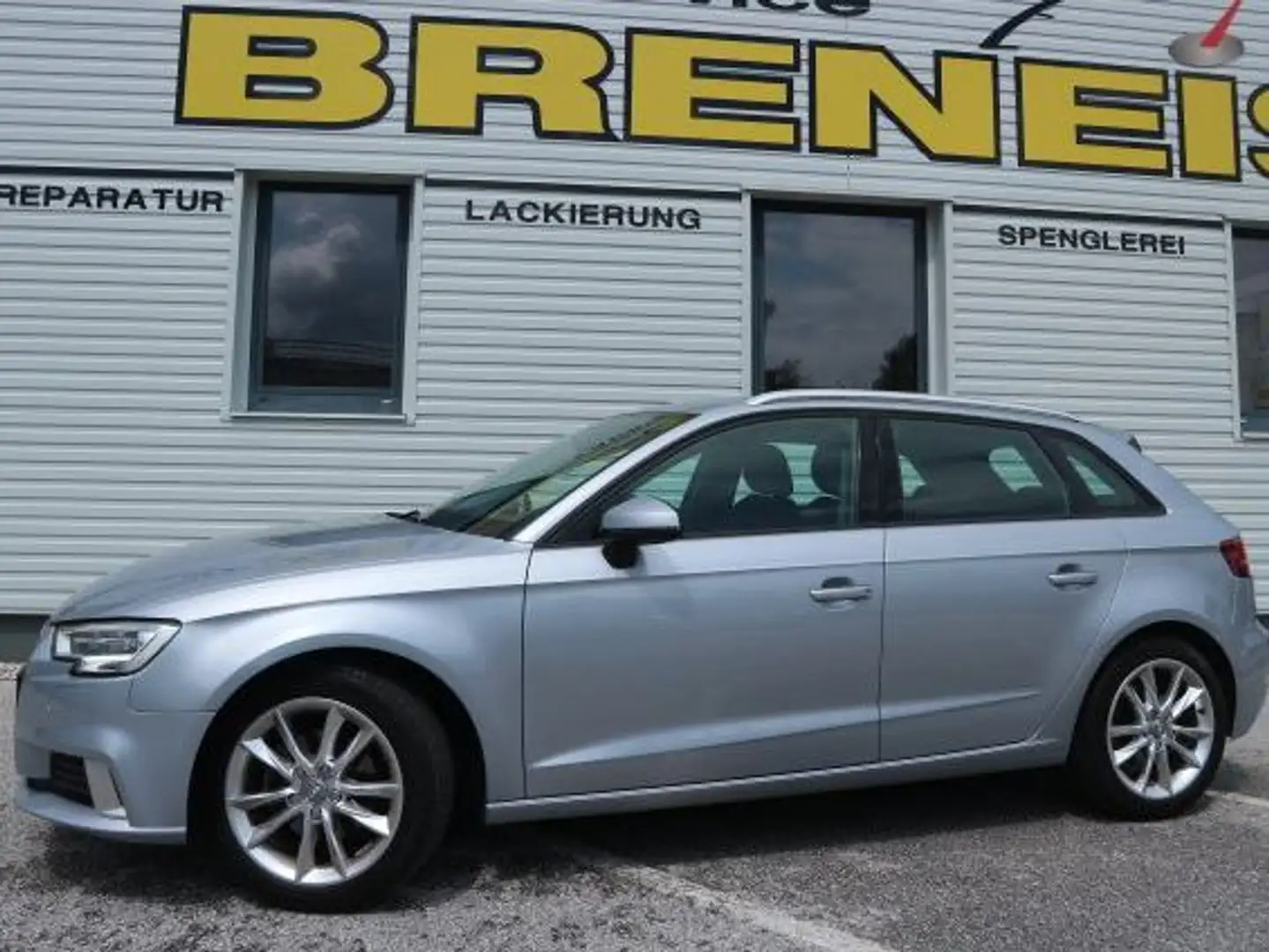 Audi A3 SB 30 TDI sport *NAVI*XENON* Grau - 2