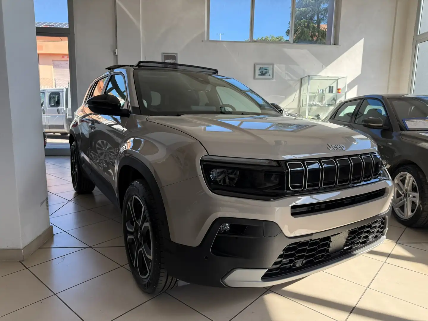 Jeep Avenger Avenger 1.2 turbo e-hybrid mhev Summit edct6 Beige - 1