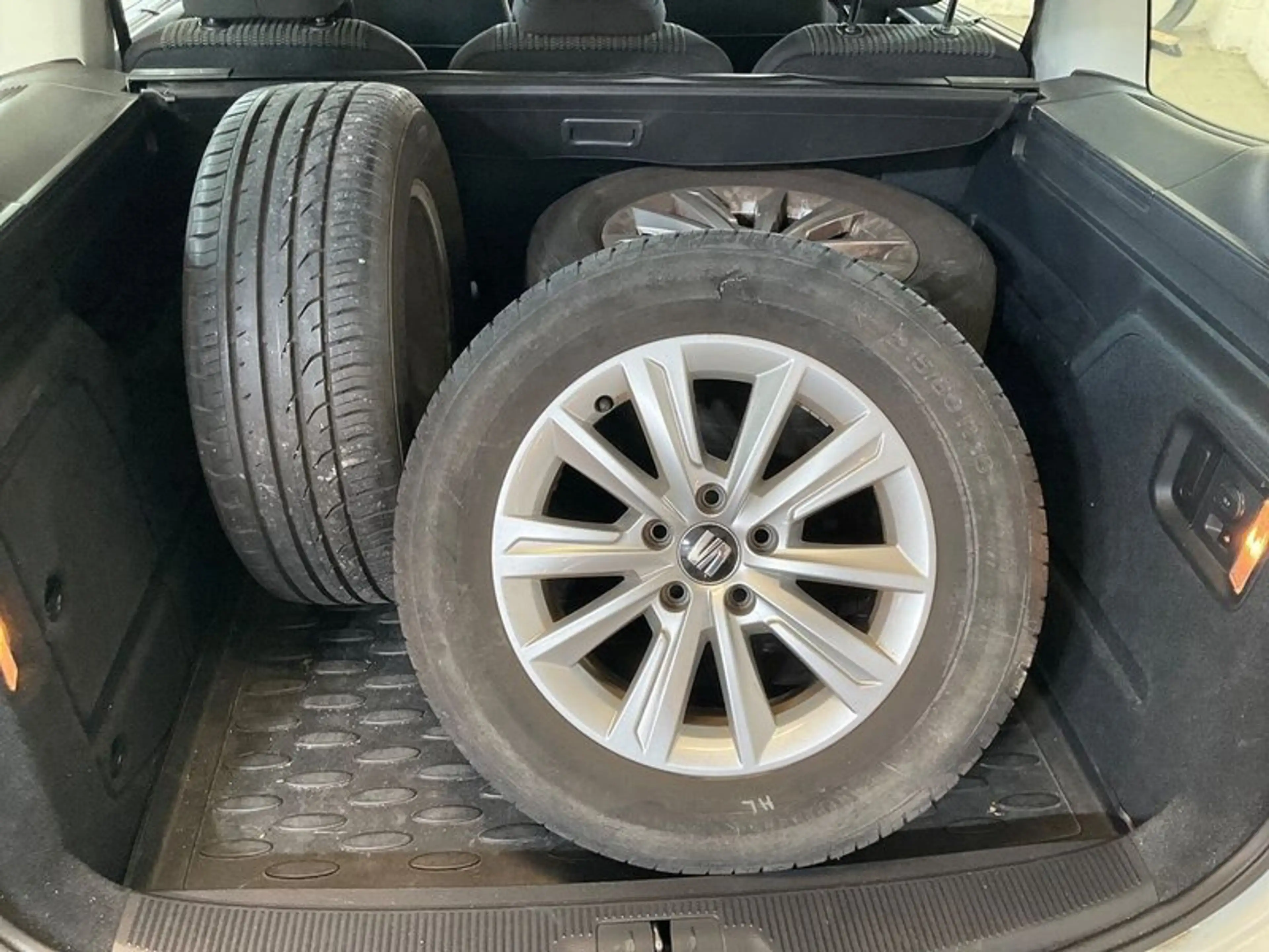 SEAT Alhambra Style KAMERA*NAVI*PDC* — photo 11