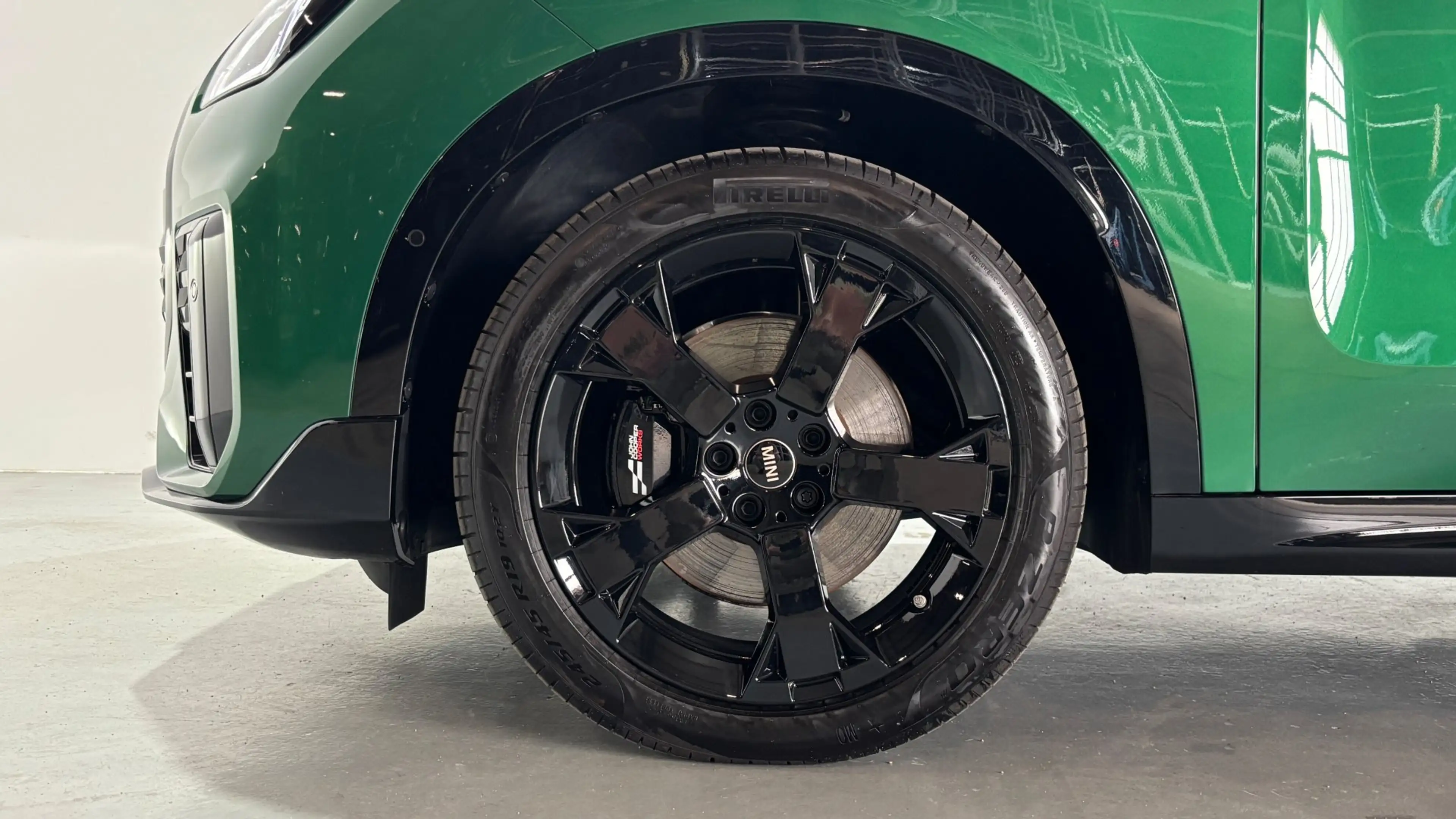 MINI Countryman D — photo 5