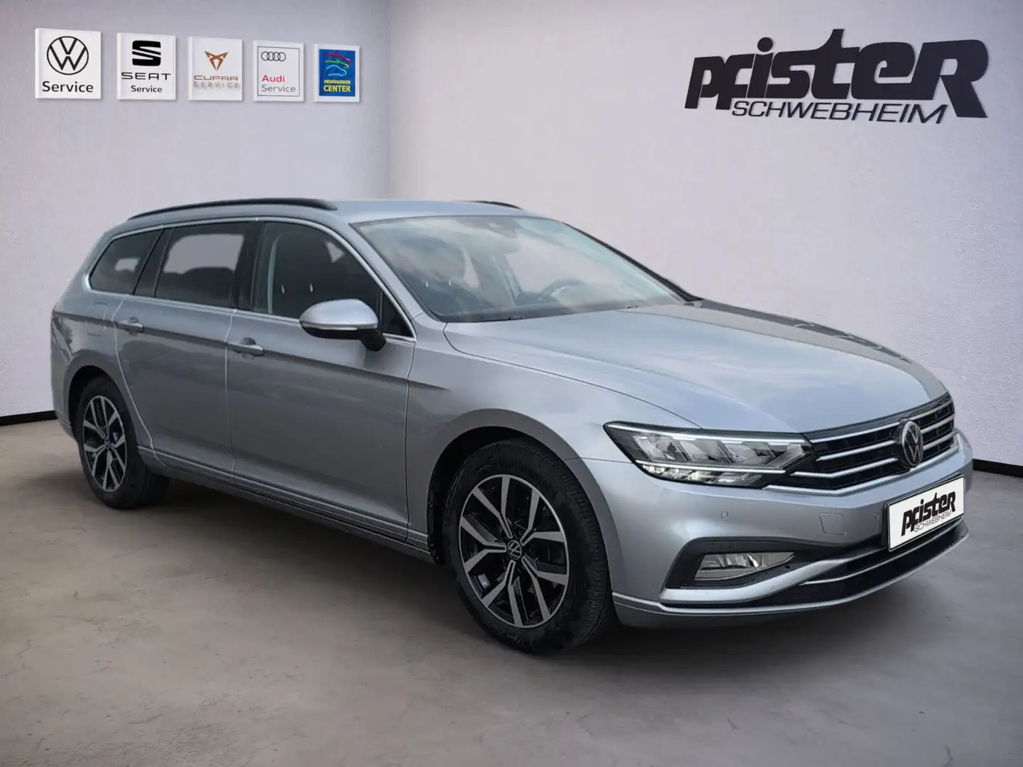 Volkswagen Passat Variant 2.0 TDI SCR DSG Business Silber - 2