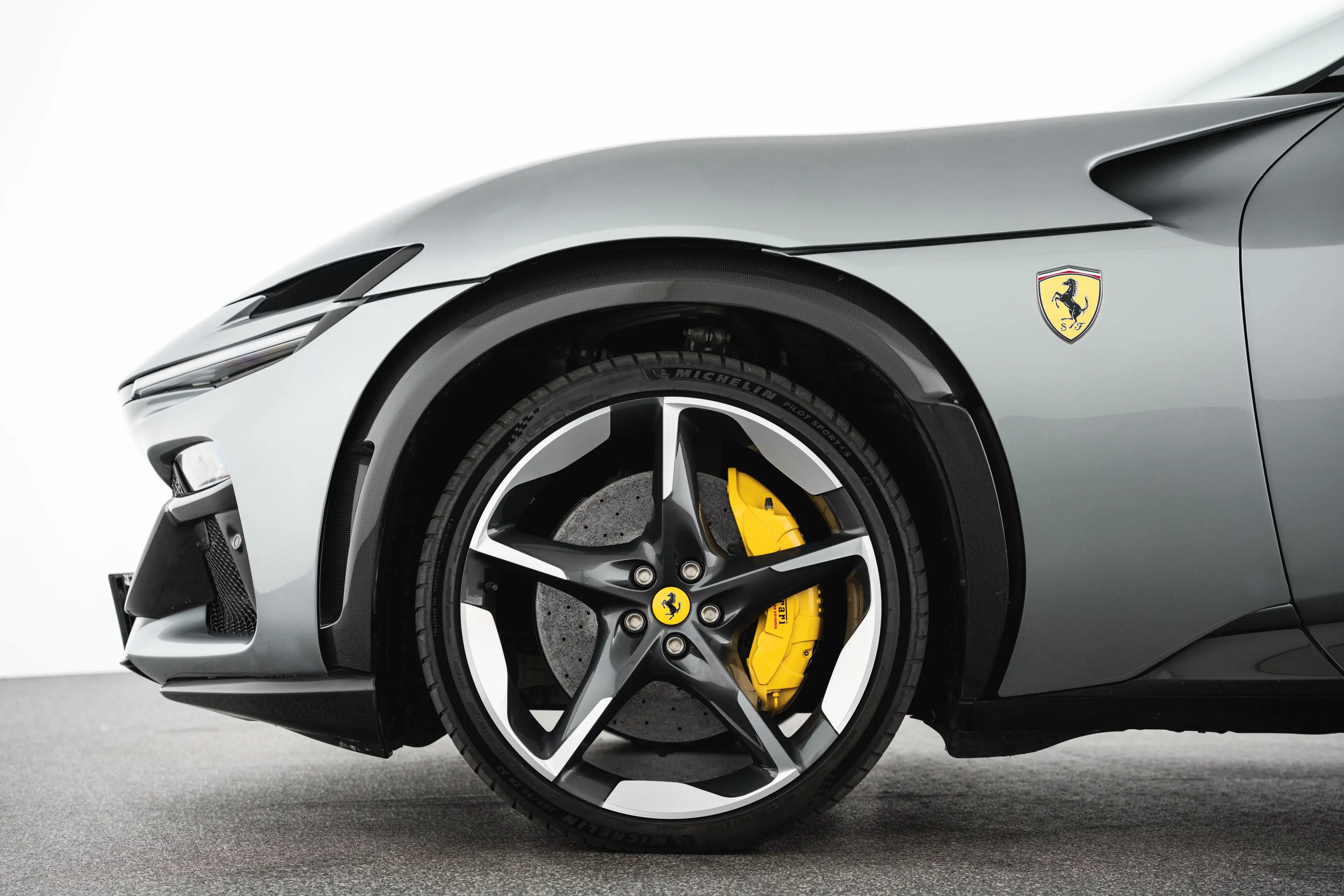 Ferrari Purosangue Purosangue — photo 9