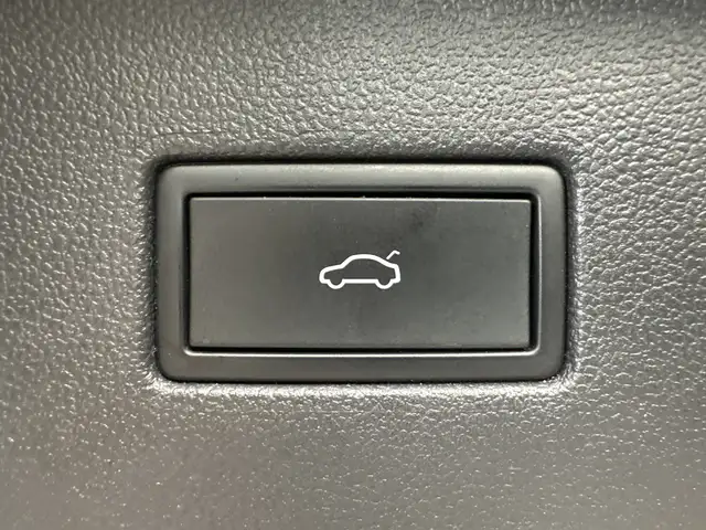 Volkswagen Tiguan Allspace view 7