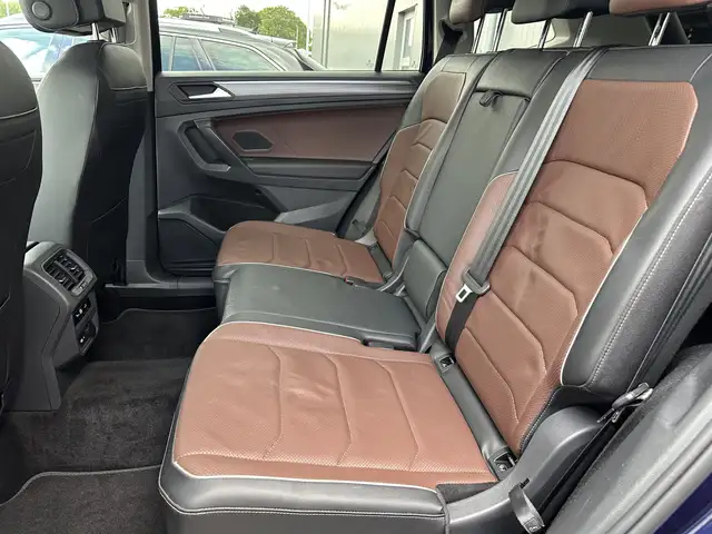 Volkswagen Tiguan Allspace view 12