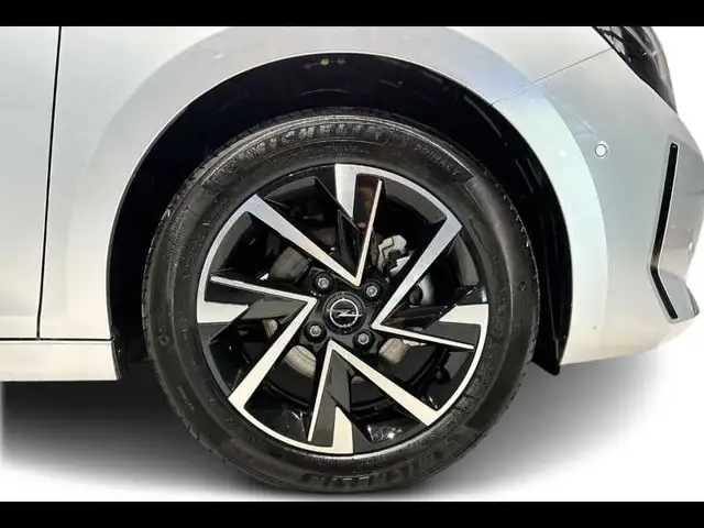 Opel Corsa view 8
