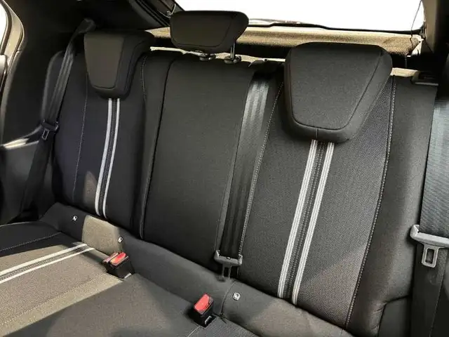 Opel Corsa view 9