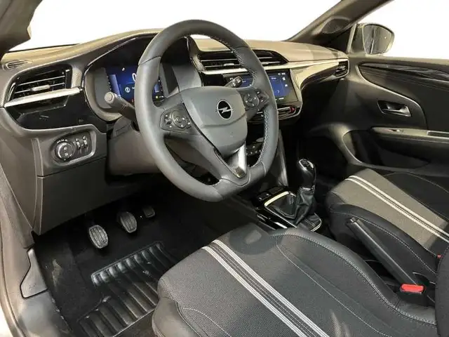 Opel Corsa view 11