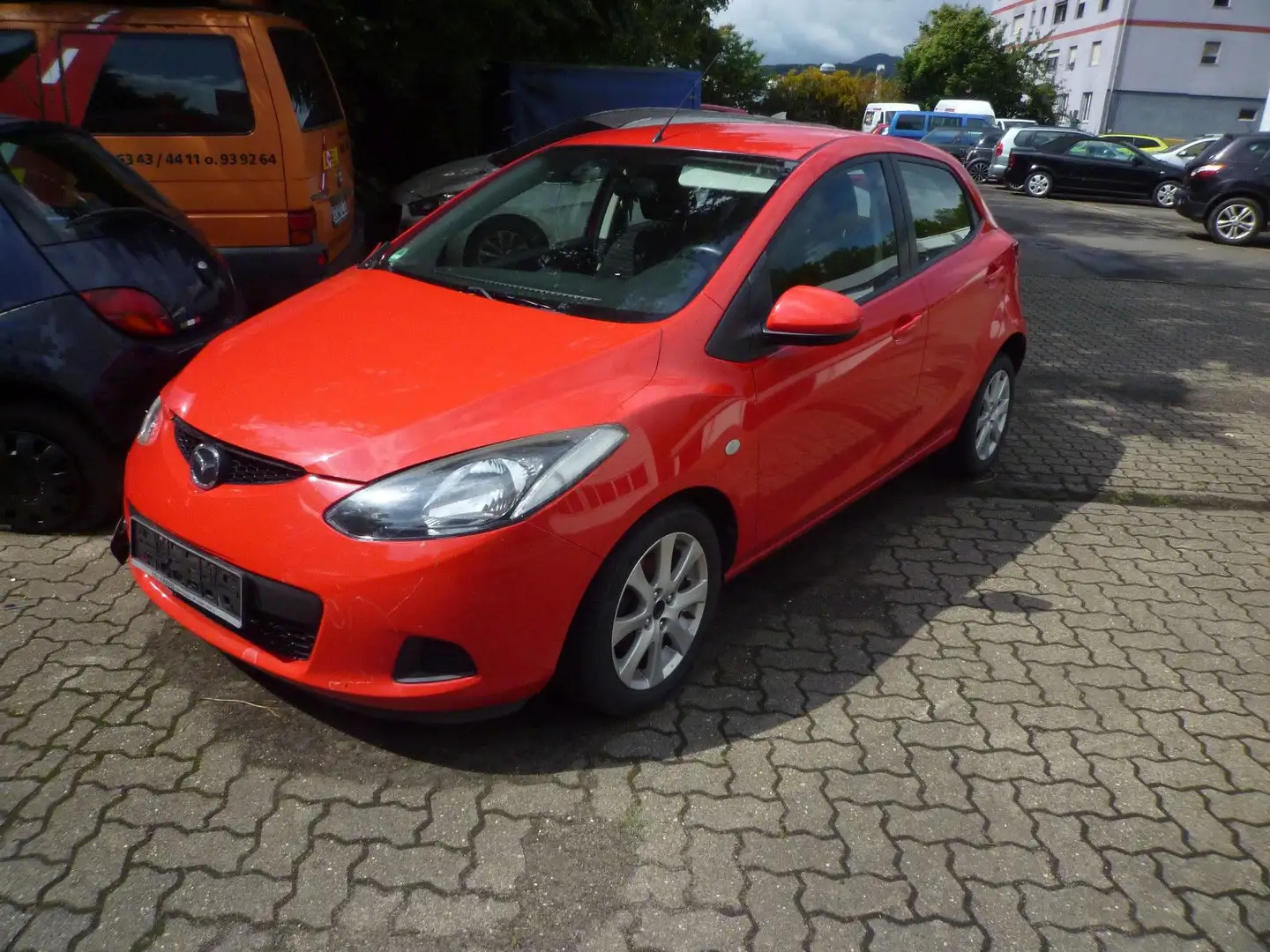 Mazda 2 Lim. 1.3 Independence Rot - 1