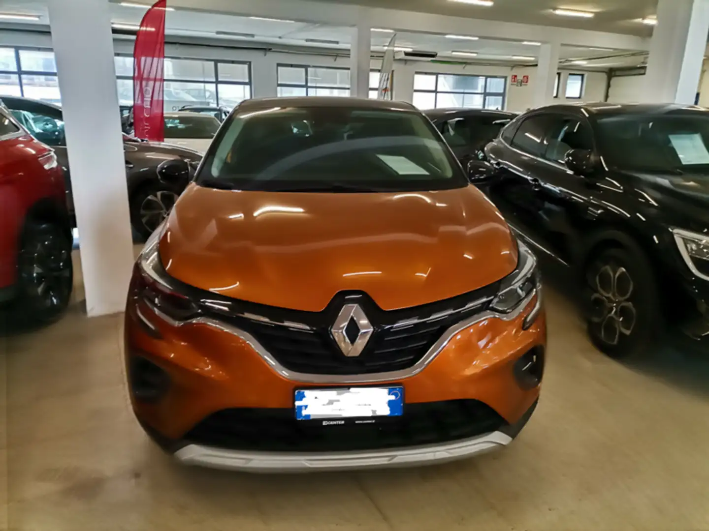 Renault Captur Plug-in Hybrid E-Tech 160 CV Intens - PROMO FINAN Arancione - 2