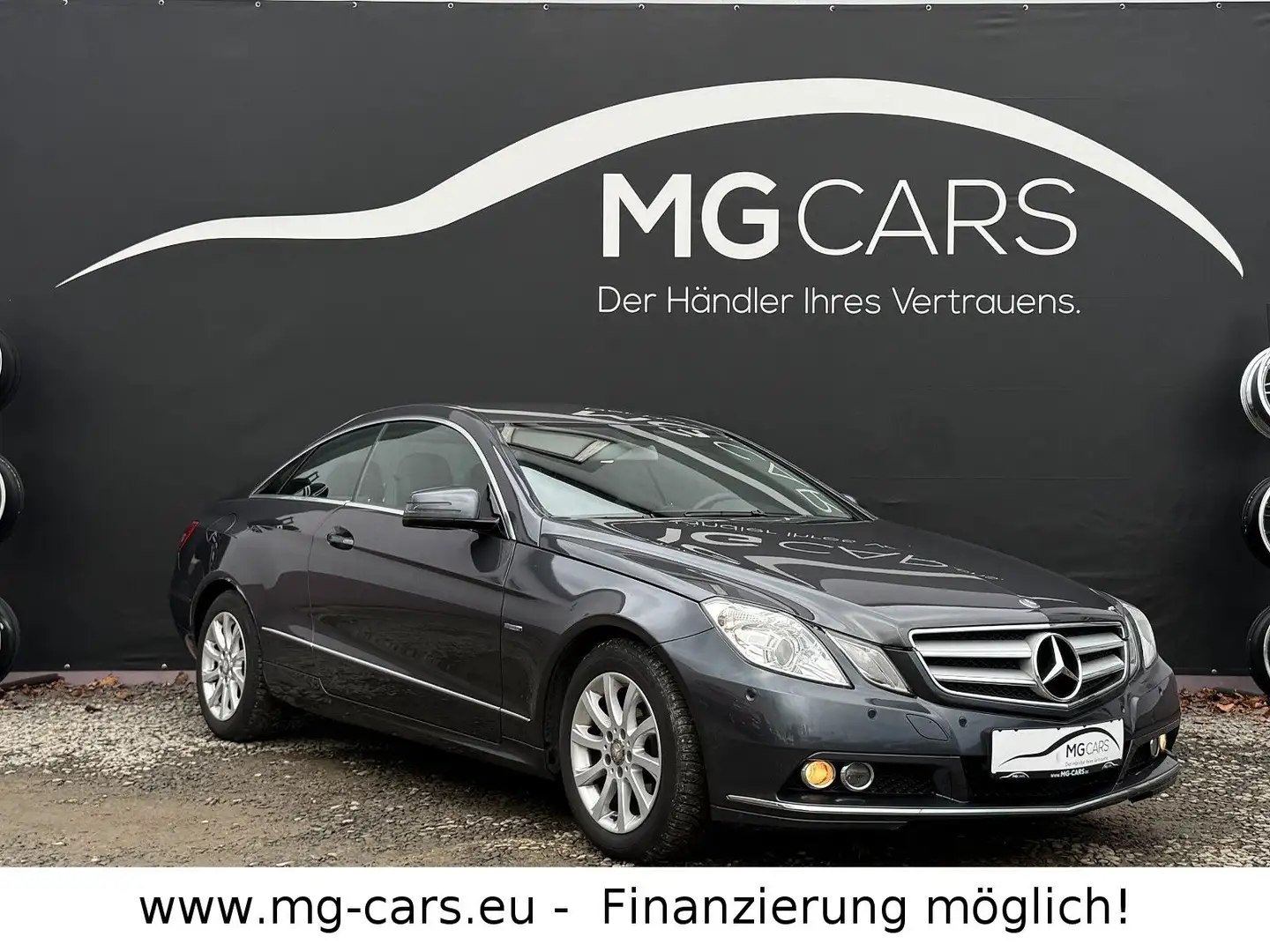 Mercedes-Benz E 250 ~Coupe~Vollleder~Navigation~PDC~SHZ~Top! Gris - 2