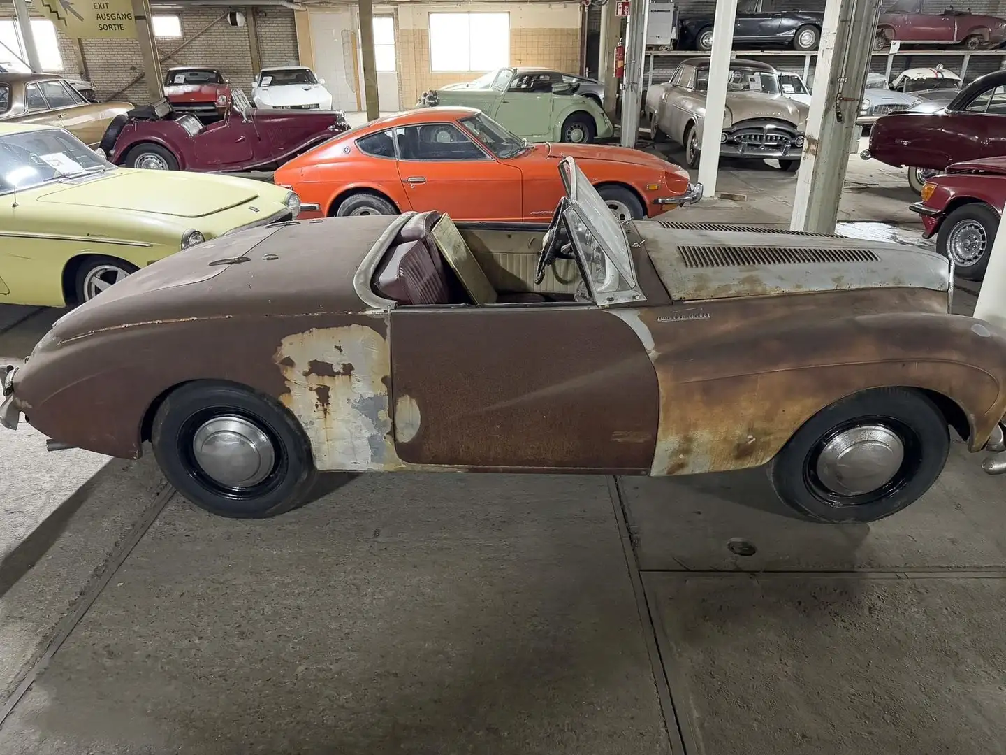 Oldtimer Sunbeam Alpine Roadster 1955 Braun - 1