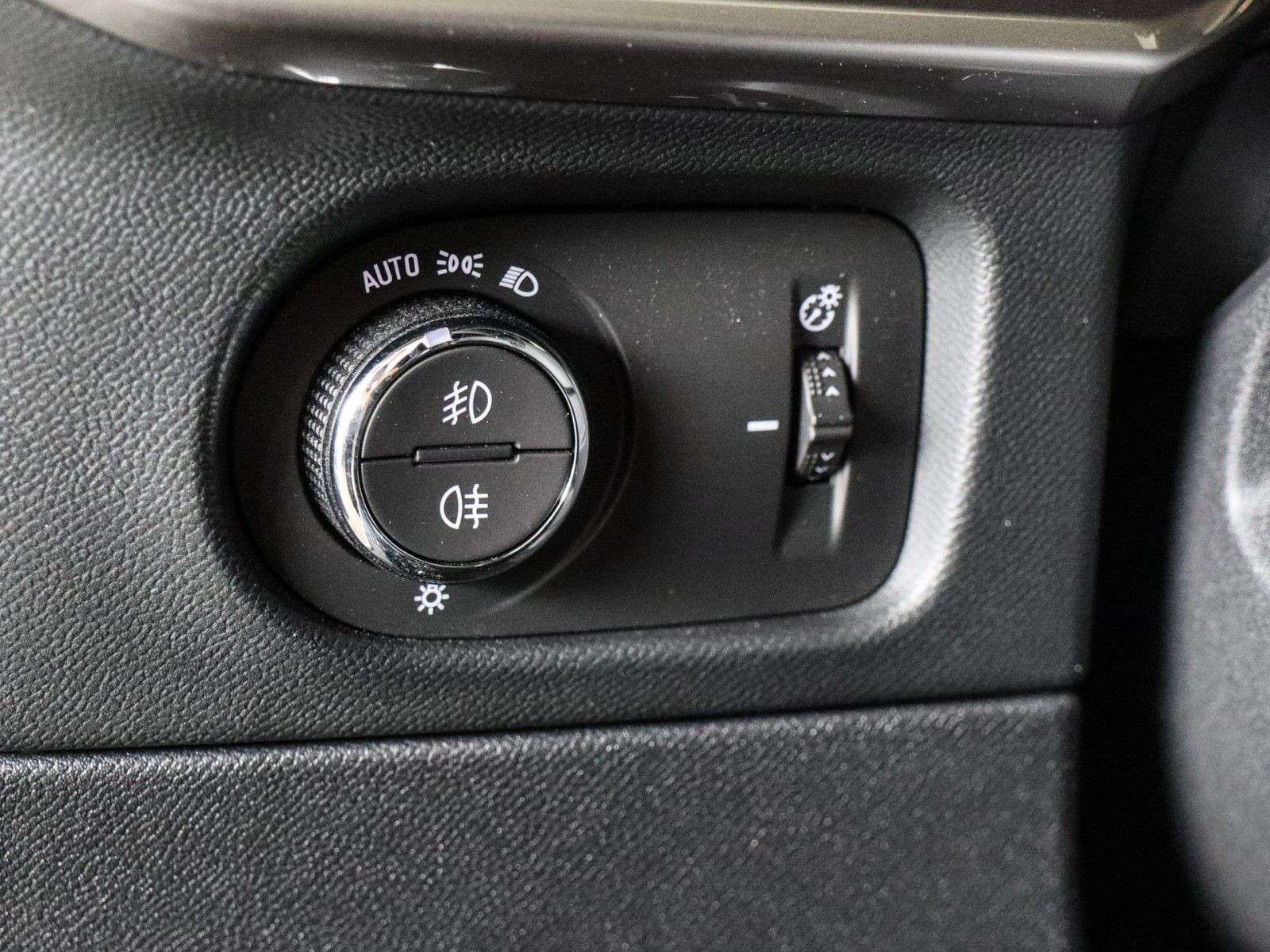 Opel Mokka E
