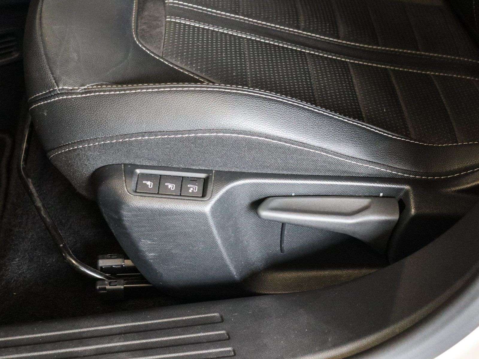 Opel Mokka E