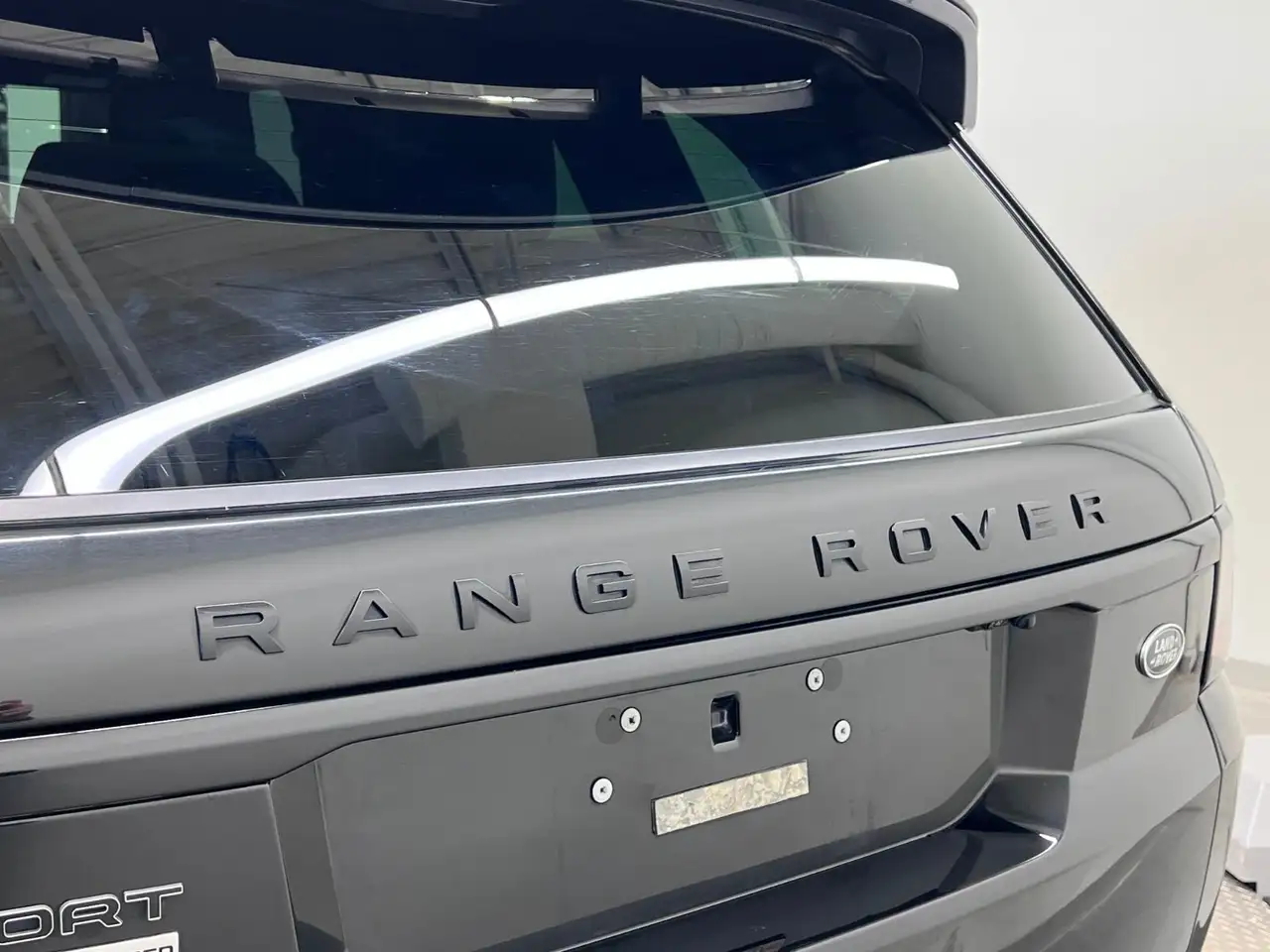 Land Rover Range Rover Sport снимка Land Rover Range Rover Sport