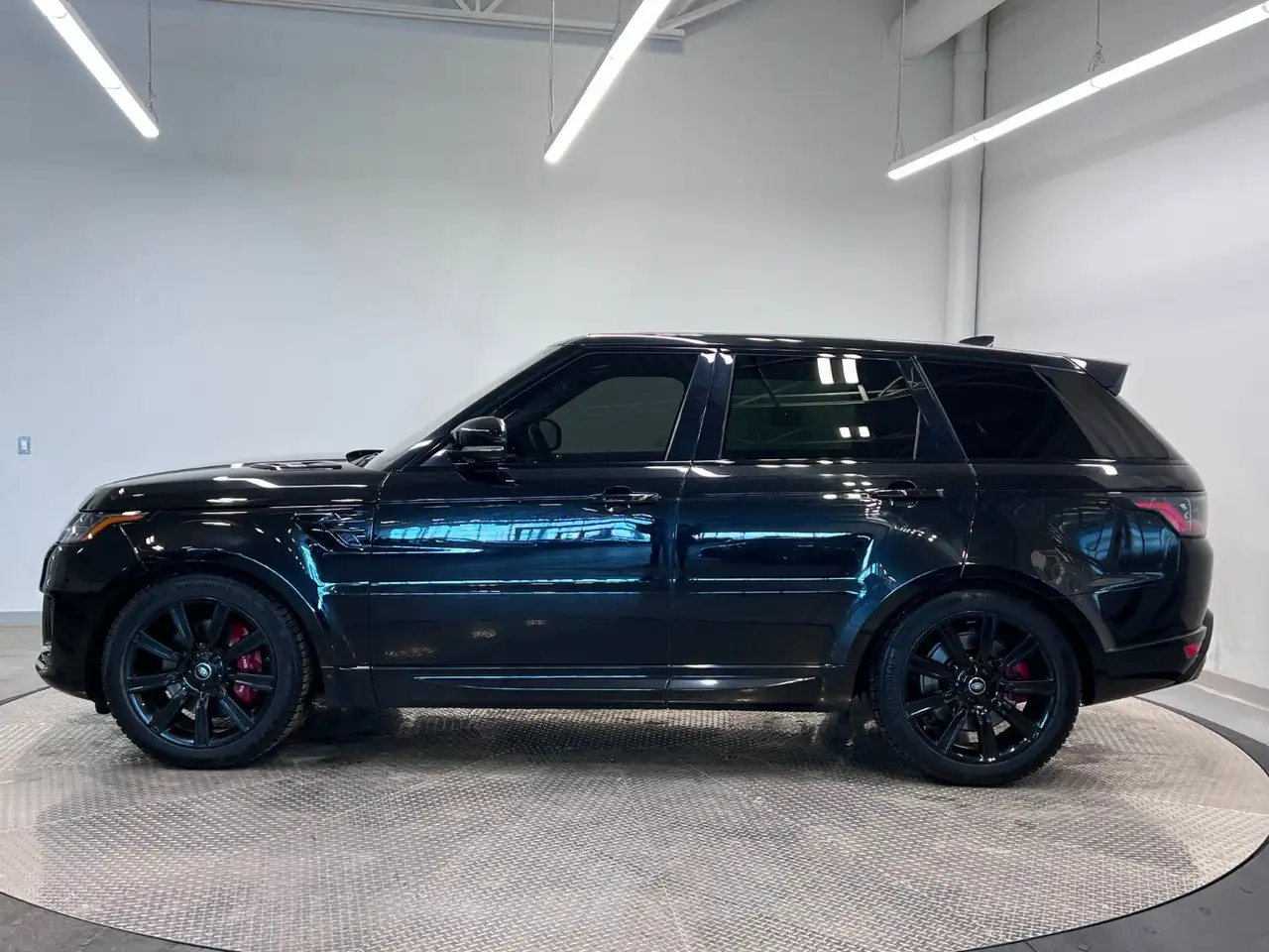 Land Rover Range Rover Sport снимка Land Rover Range Rover Sport