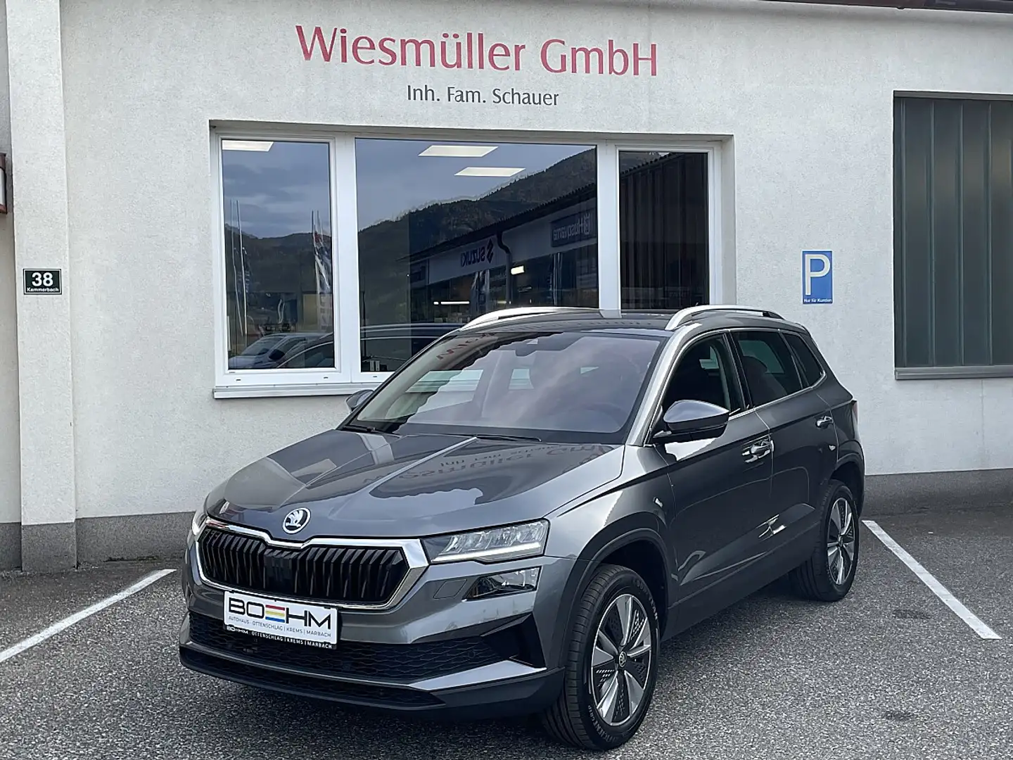 Skoda Karoq 1,5 TSI ACT DSG Style Grau - 1