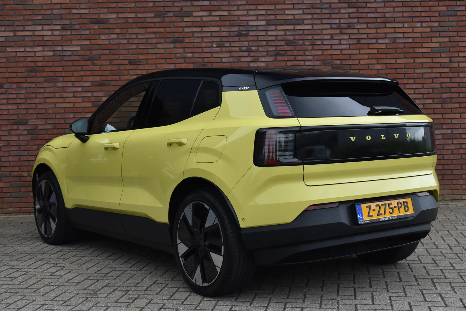 Volvo EX30 Twin Motor Performance 428PK Ultra 69 kWh | Full O Giallo - 2