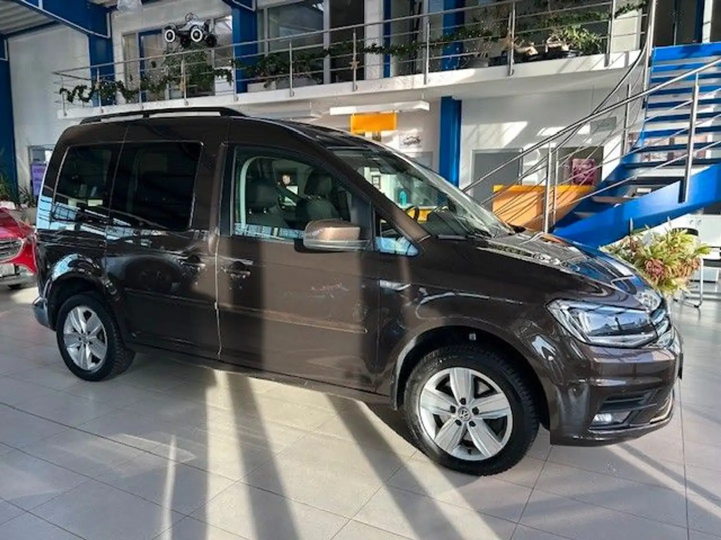 Volkswagen Caddy PKW Comfortline BM,Bi-Xeno.,AHK Bruin - 2