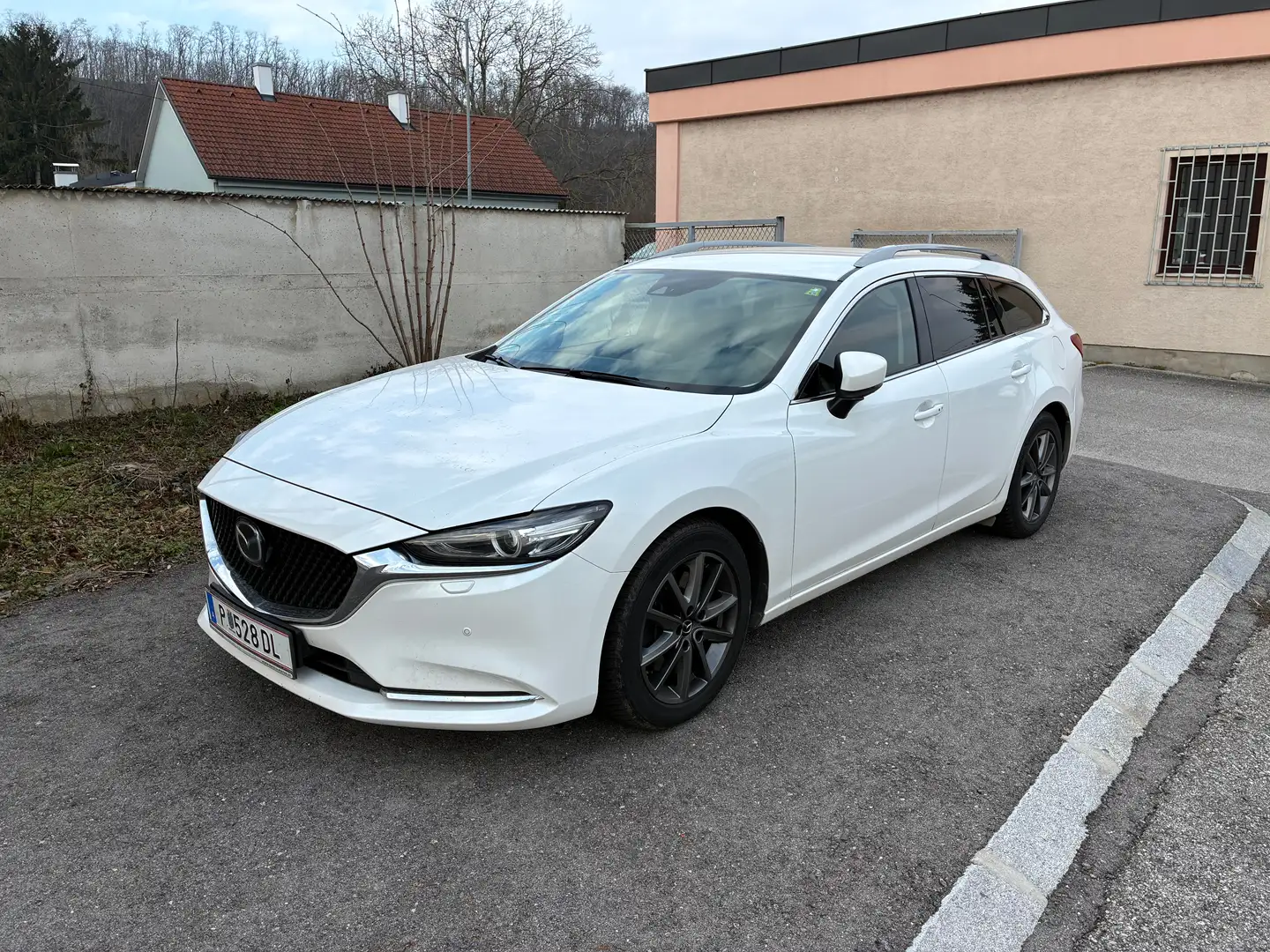 Mazda 6 Mazda 6 Sport Combi CD150 Revolution Aut. Revolution Weiß - 1