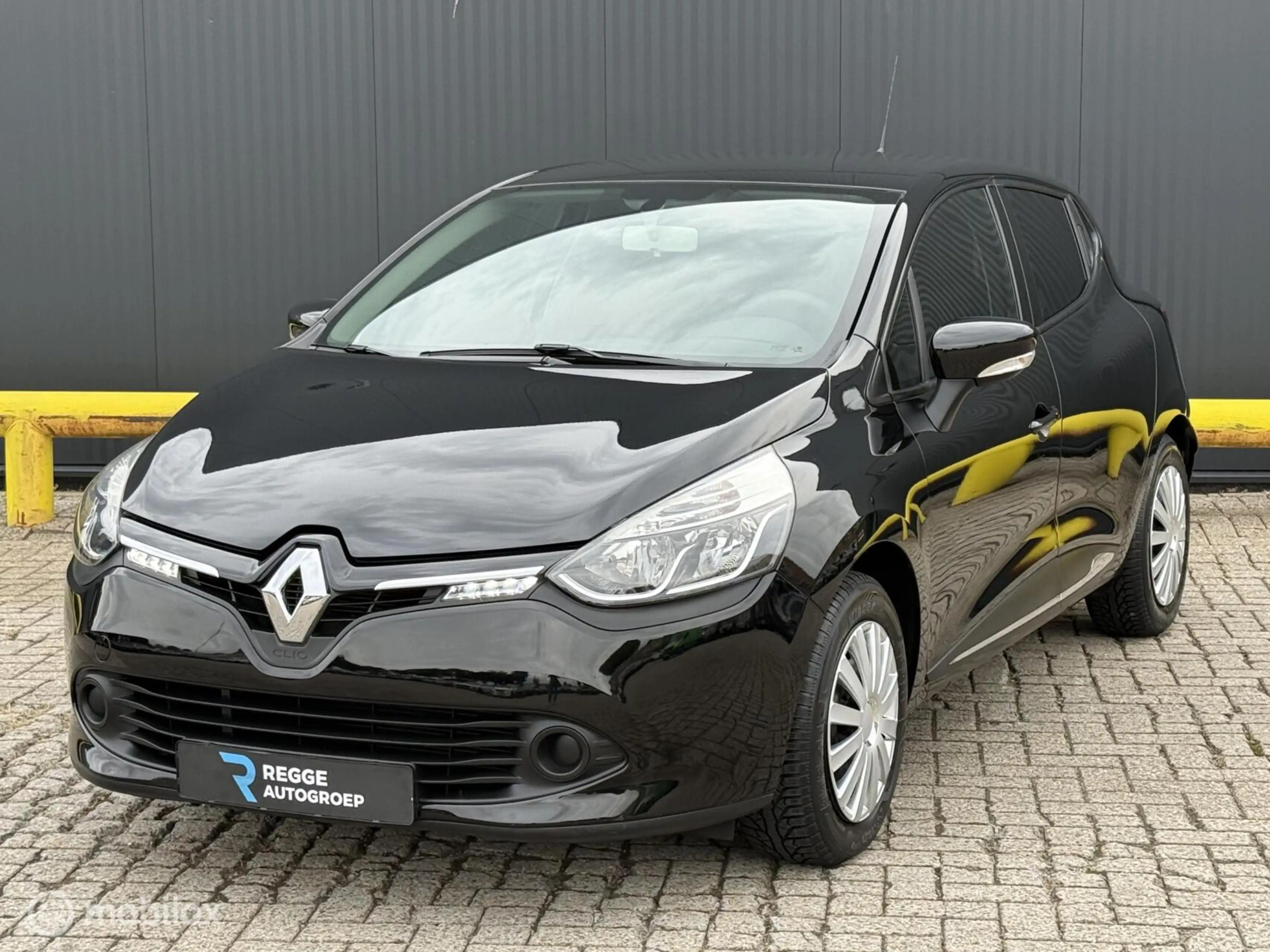 Renault Clio 1.2 16V Dynamique AIRCO | NAVI | CRUISE