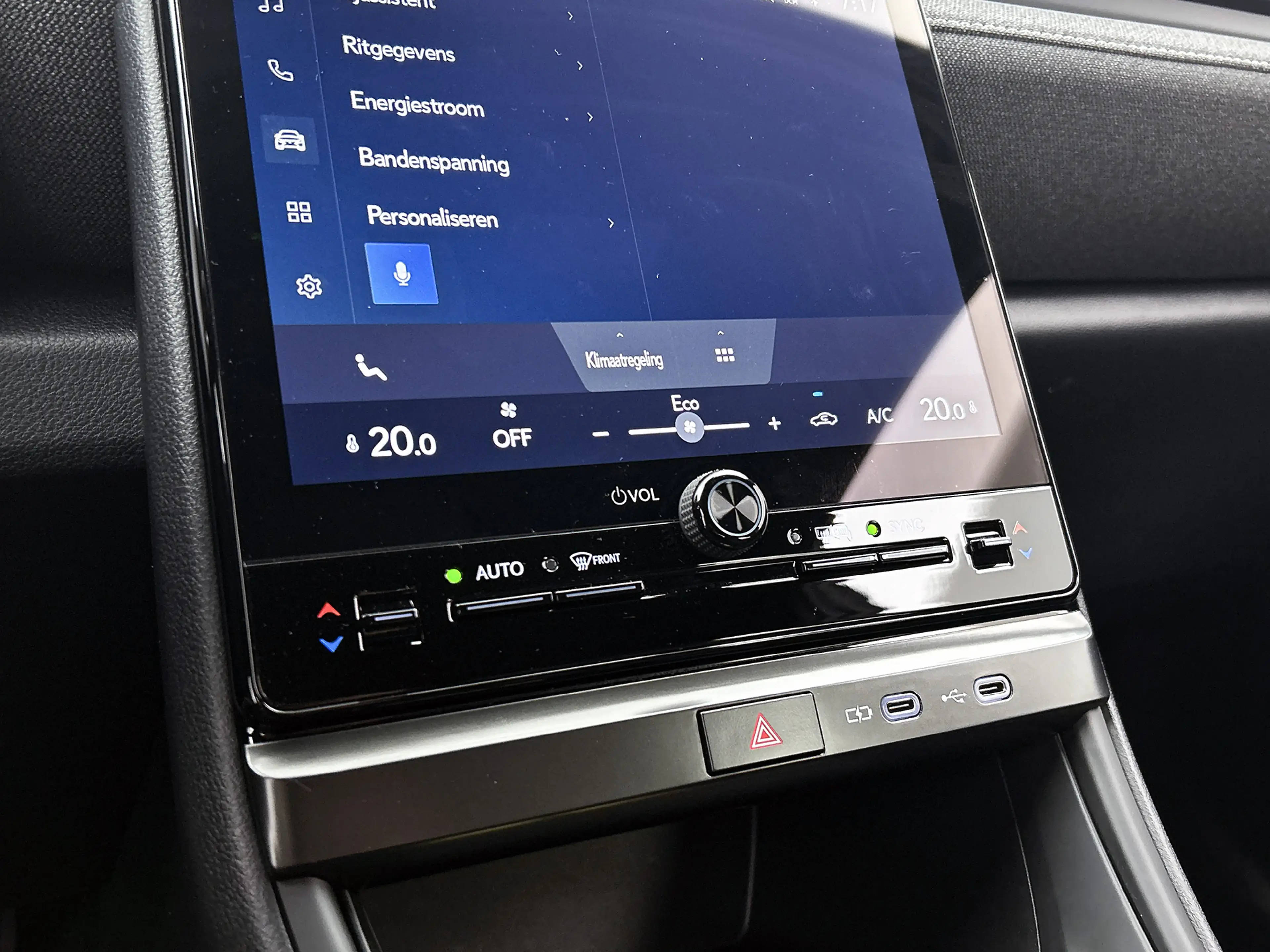 Lexus LBX 2WD | Apple CarPlay / Android Auto (Navigatie) | — photo 10