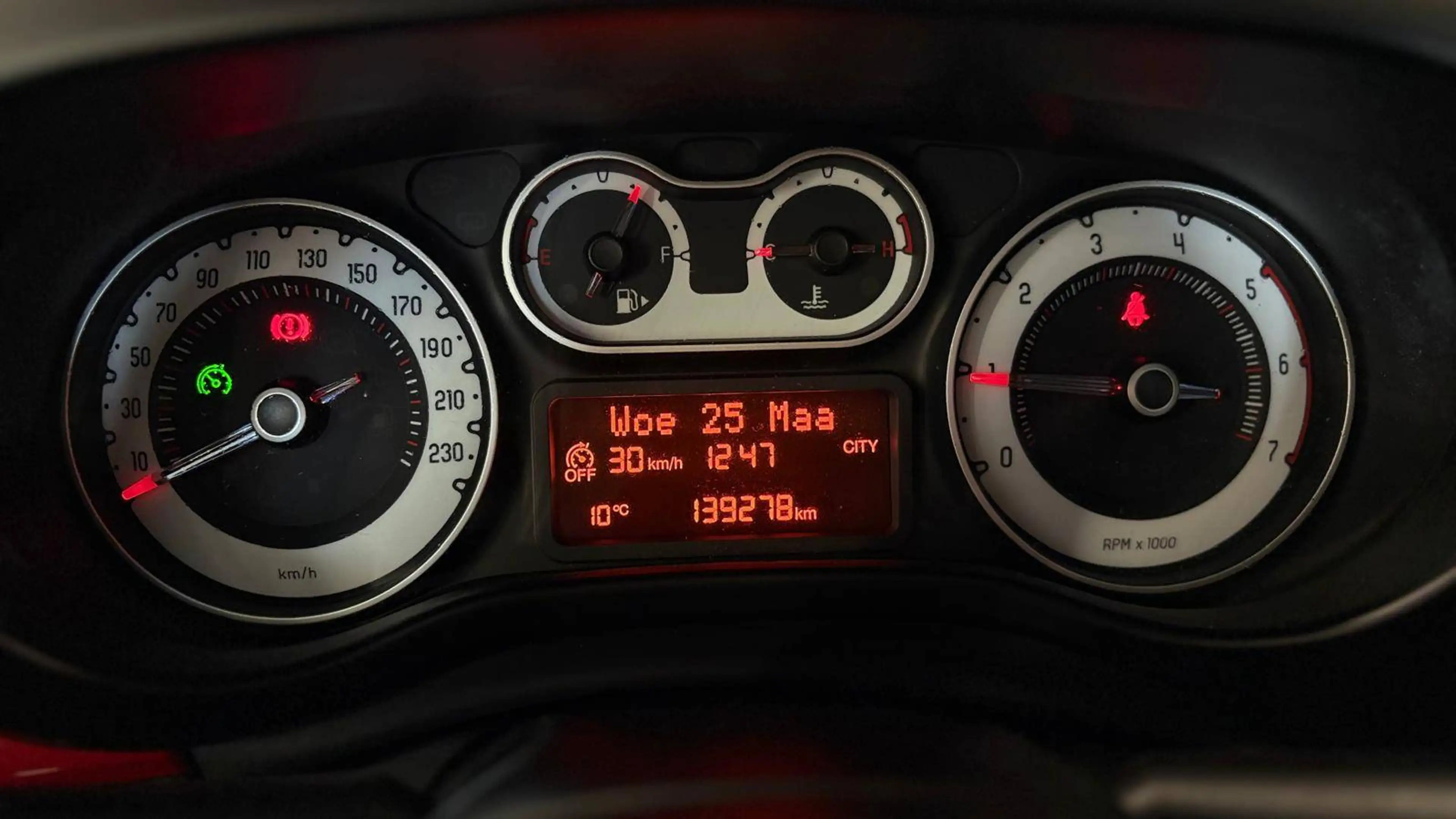 Fiat 500L 1.3d BJ. 2017 139.277km Euro 6 — photo 14