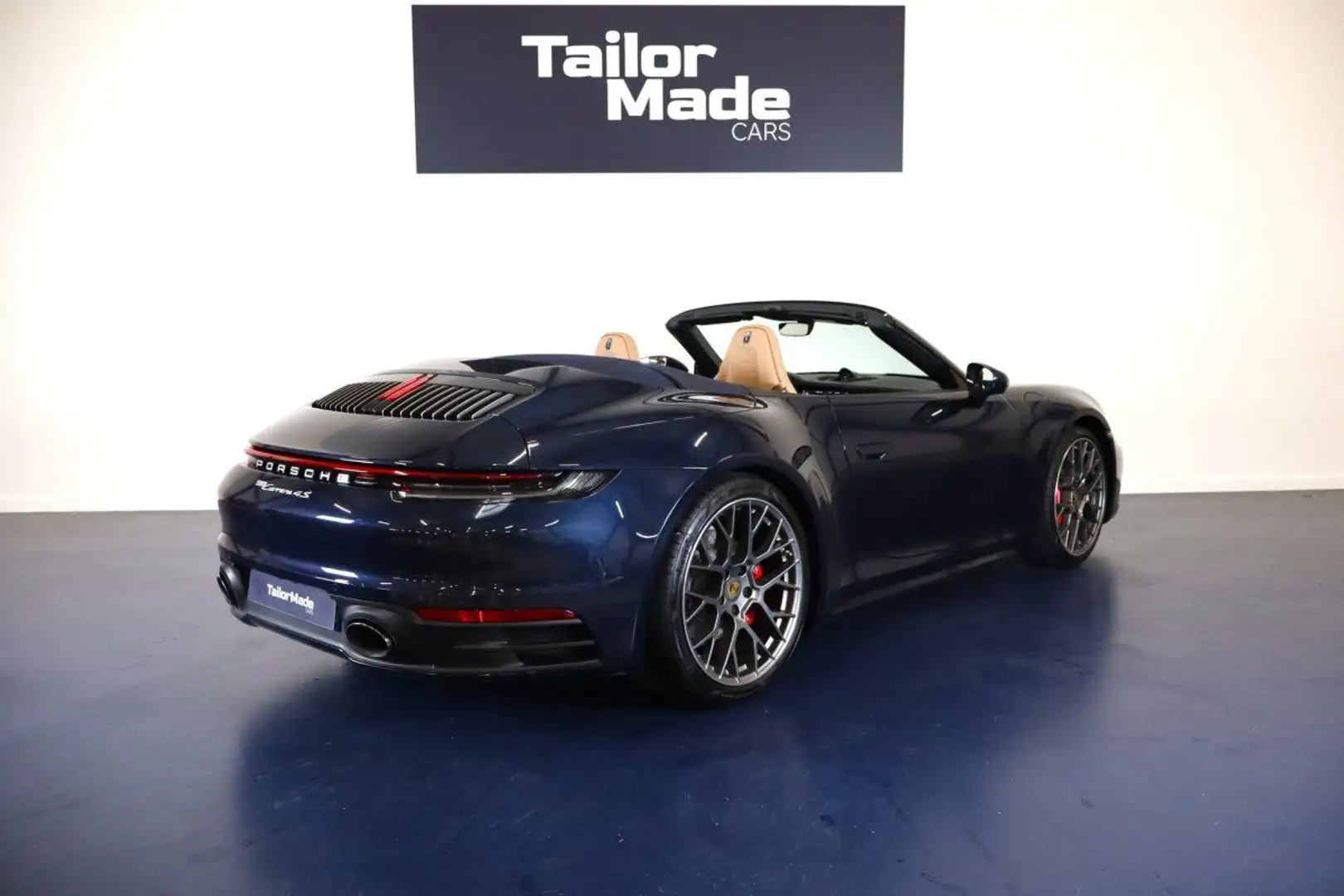 Porsche 911 carrera 4S cabriolet - 2
