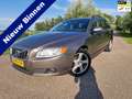 Volvo V70 1.6 T4 Summum / Automaat / Airco / Navigatie / CC Grau - thumbnail 1