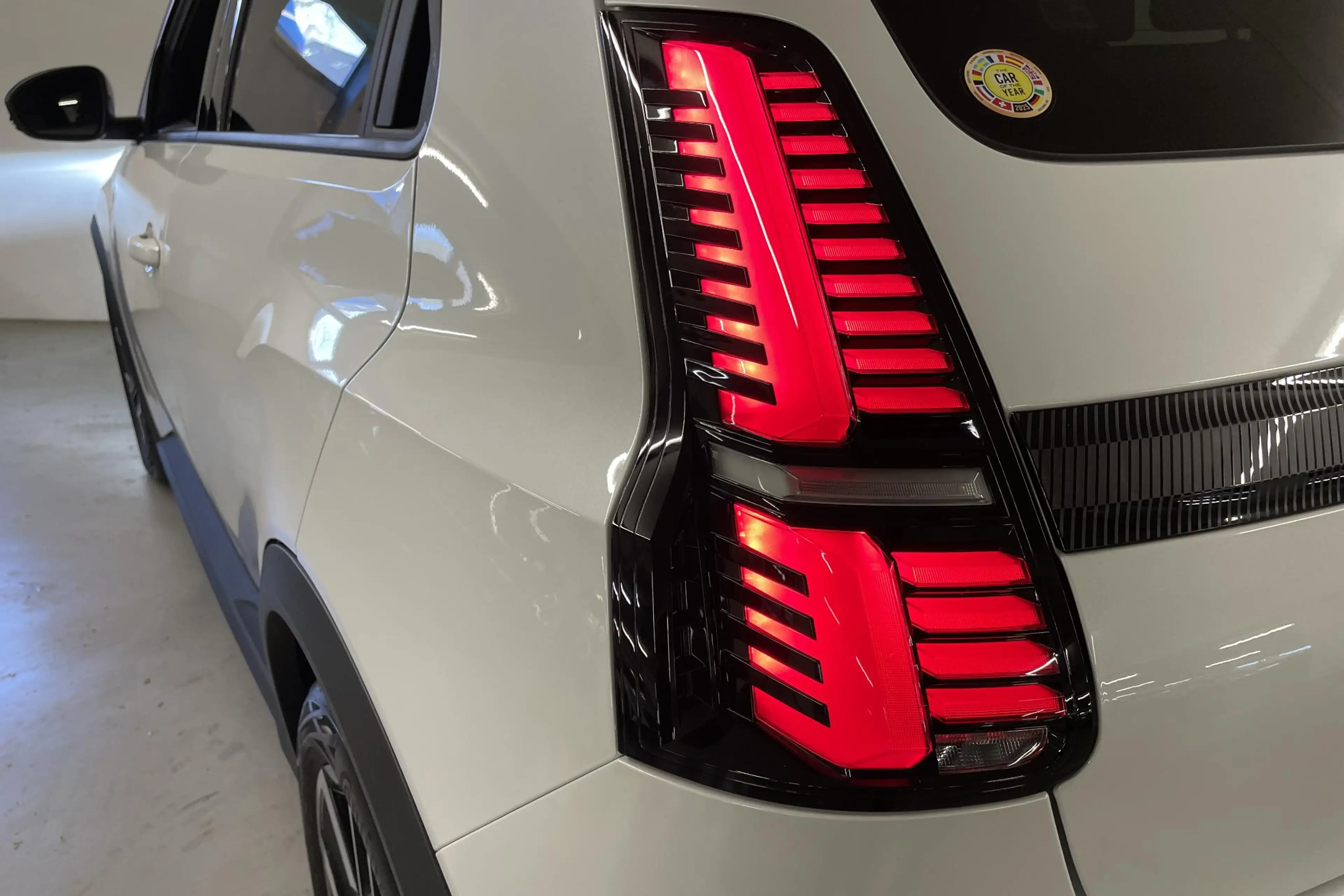 Renault R 5 E-TECH ELECTRIC comfort range techno 52 kWh | pack — photo 13